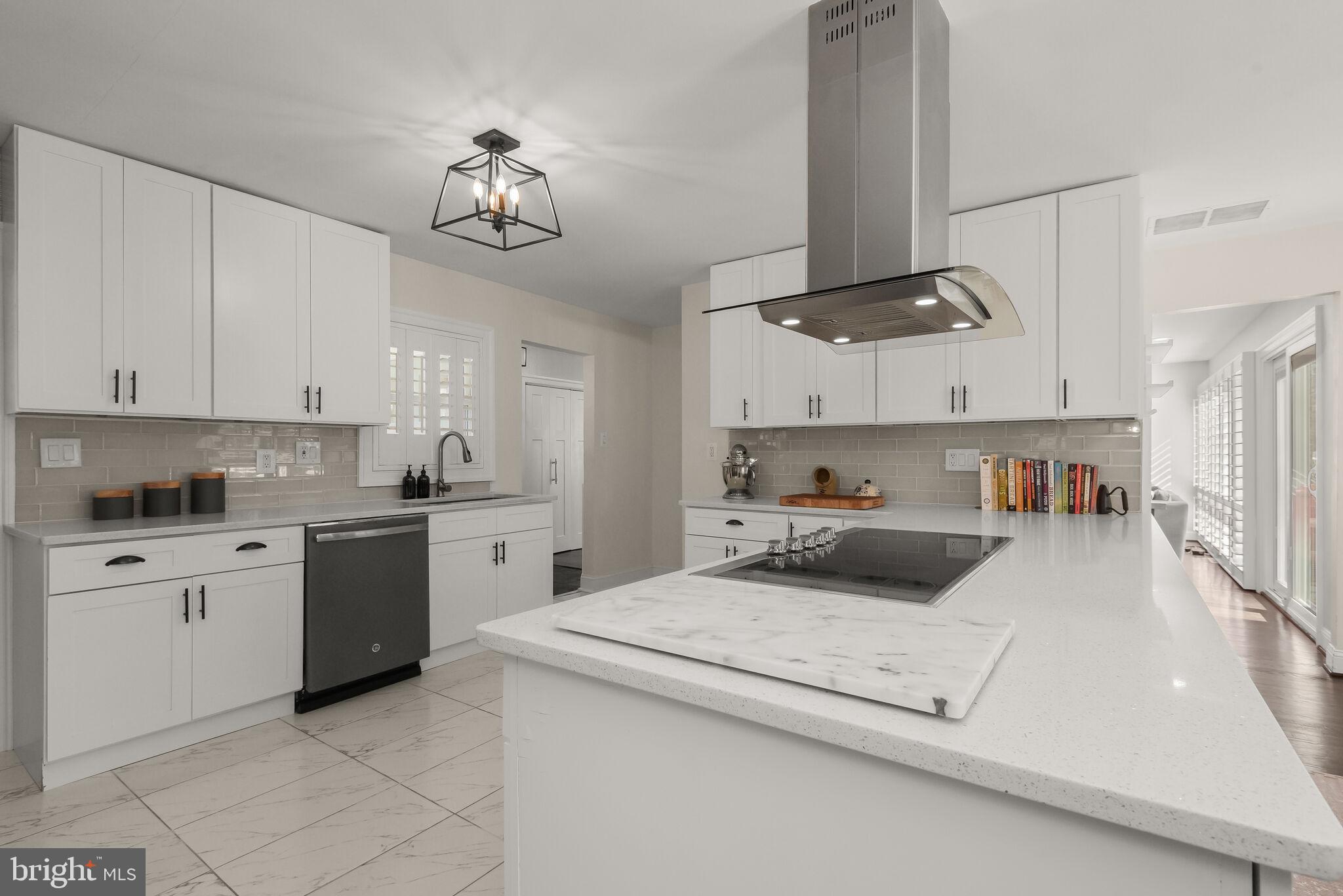 BROCK HALL PLAT 4 - Residential