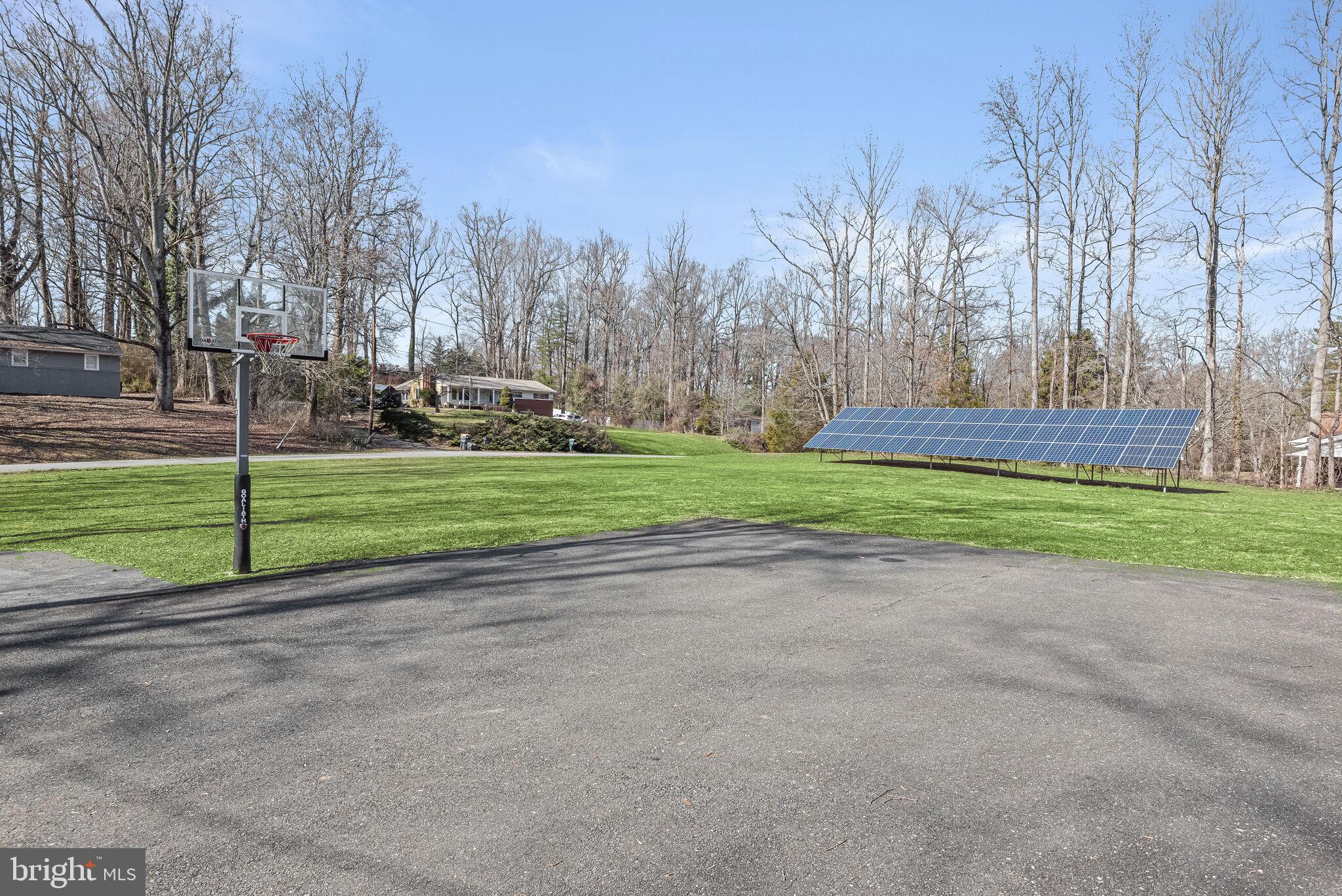 BROCK HALL PLAT 4 - Residential