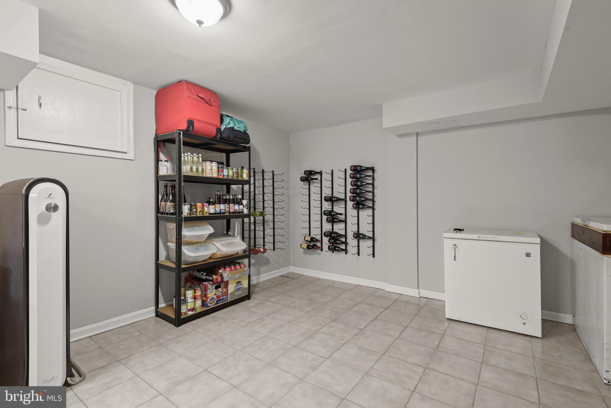 BROCK HALL PLAT 4 - Residential