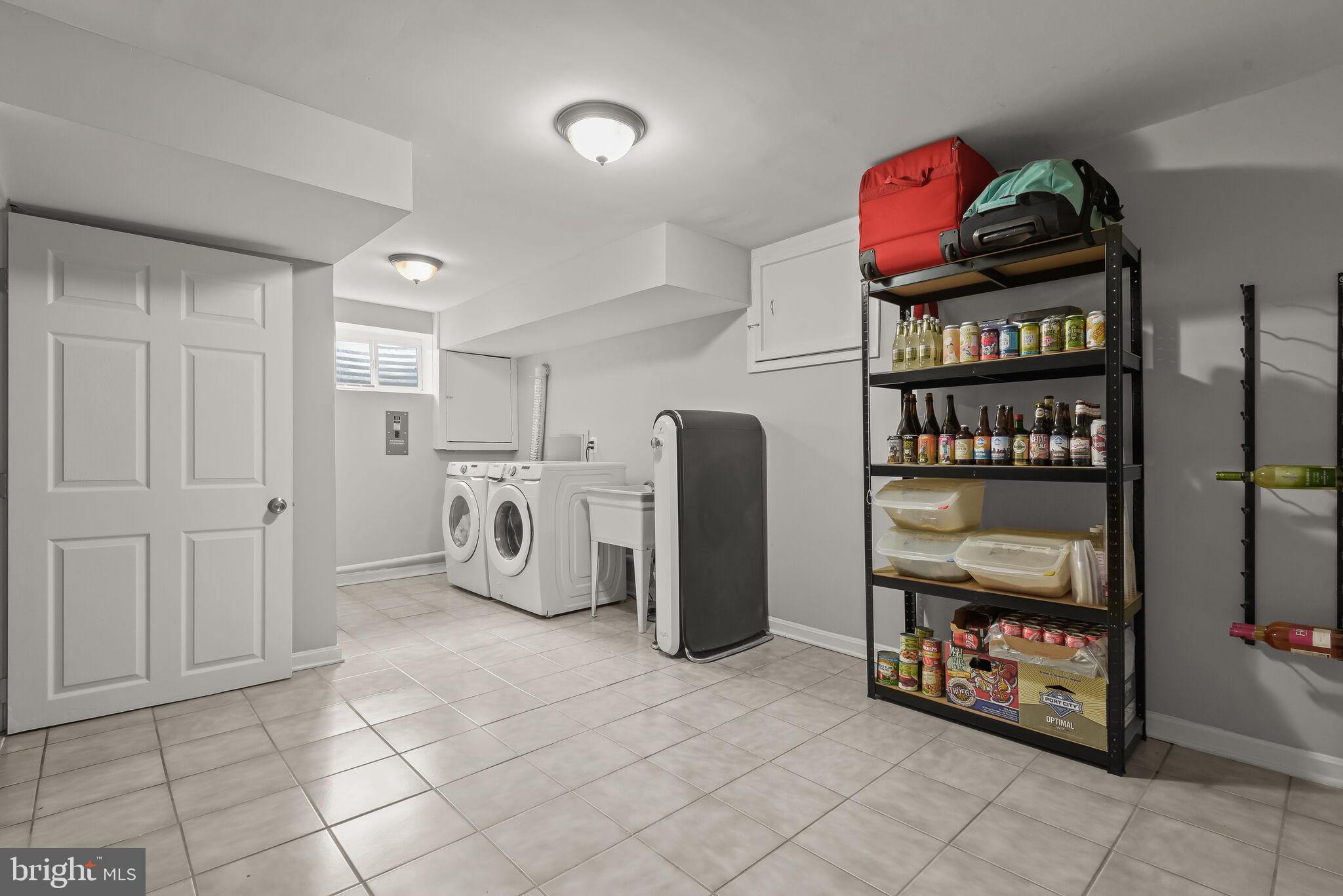 BROCK HALL PLAT 4 - Residential