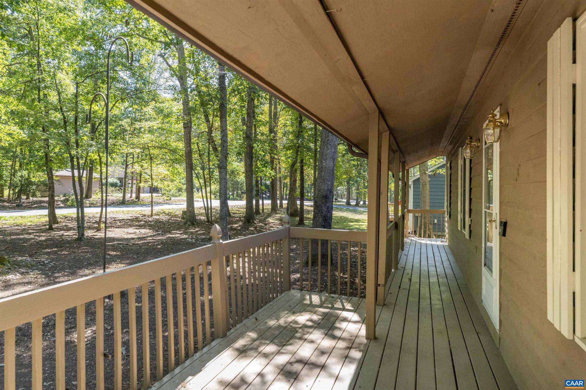 LAKE MONTICELLO - Residential