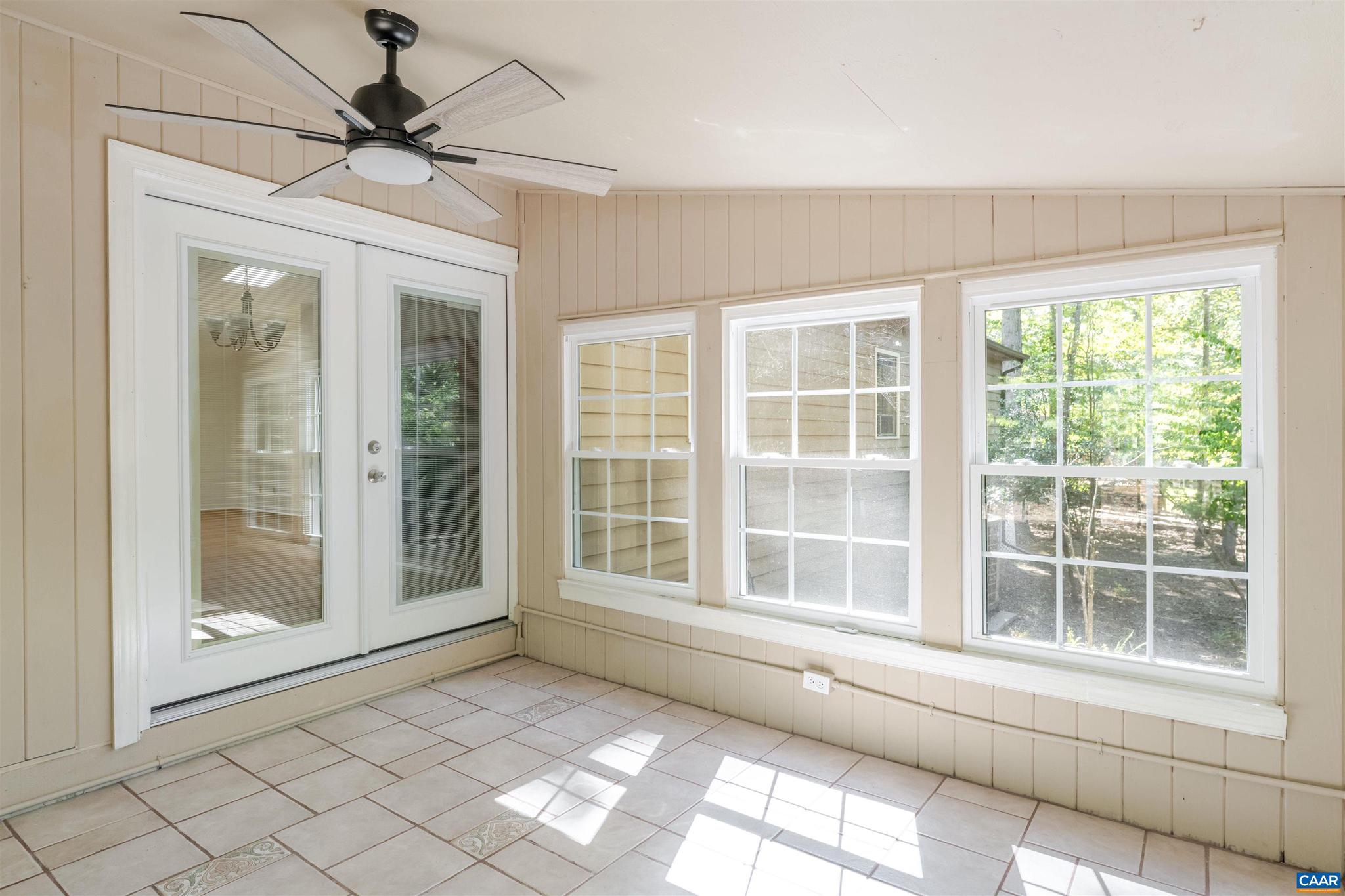 LAKE MONTICELLO - Residential