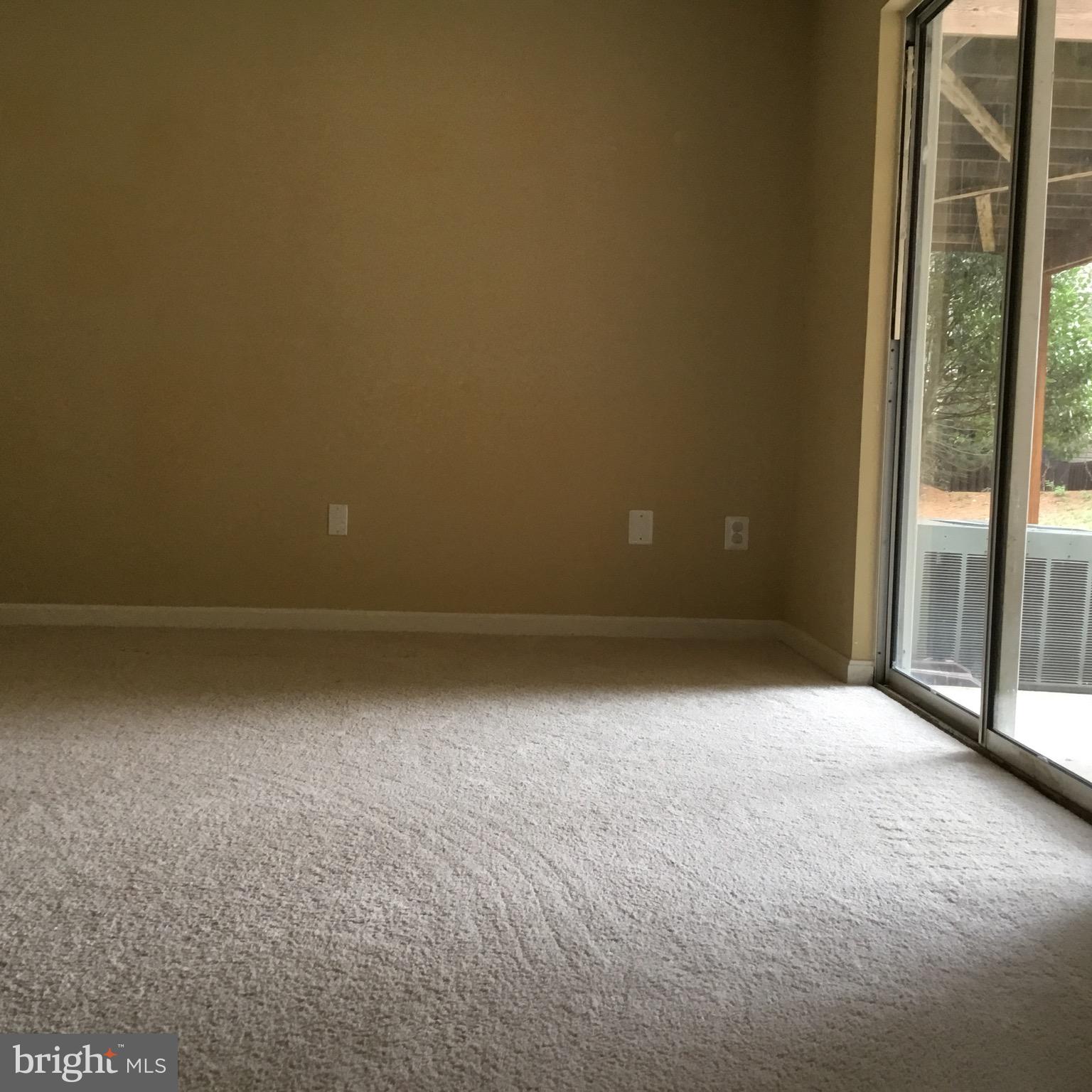 FALCON CREST - Residential Lease