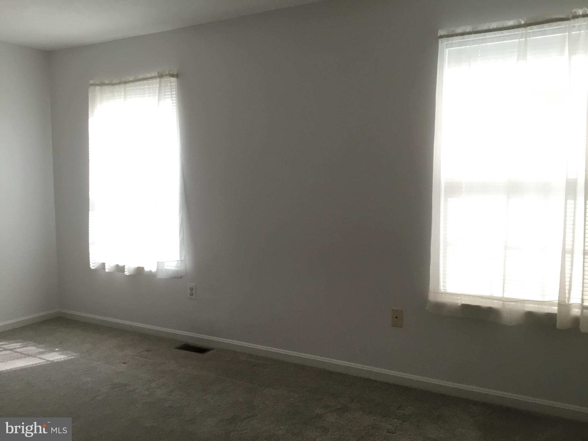 FALCON CREST - Residential Lease