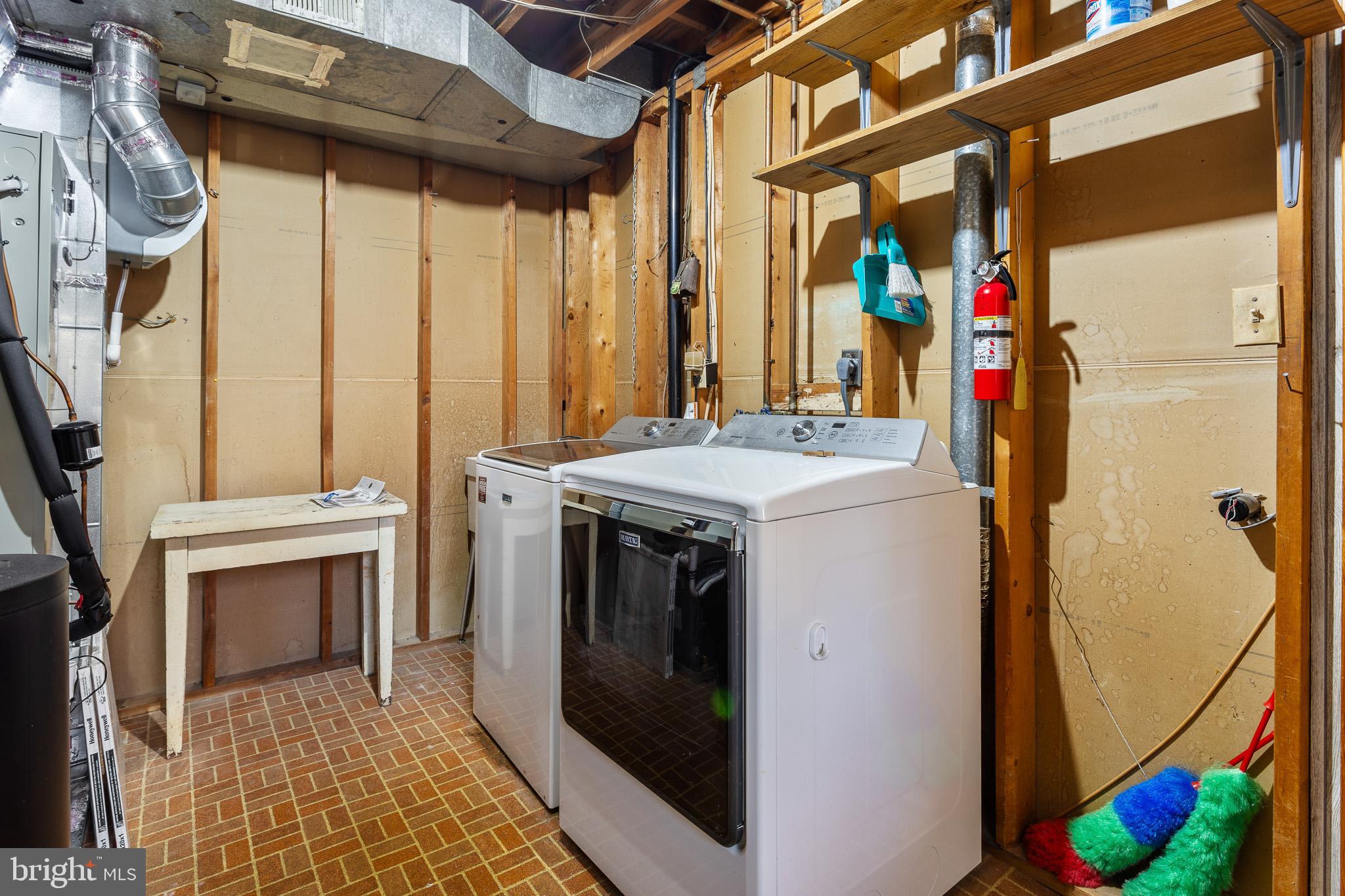 INDIAN LANDING ESTATES - Residential