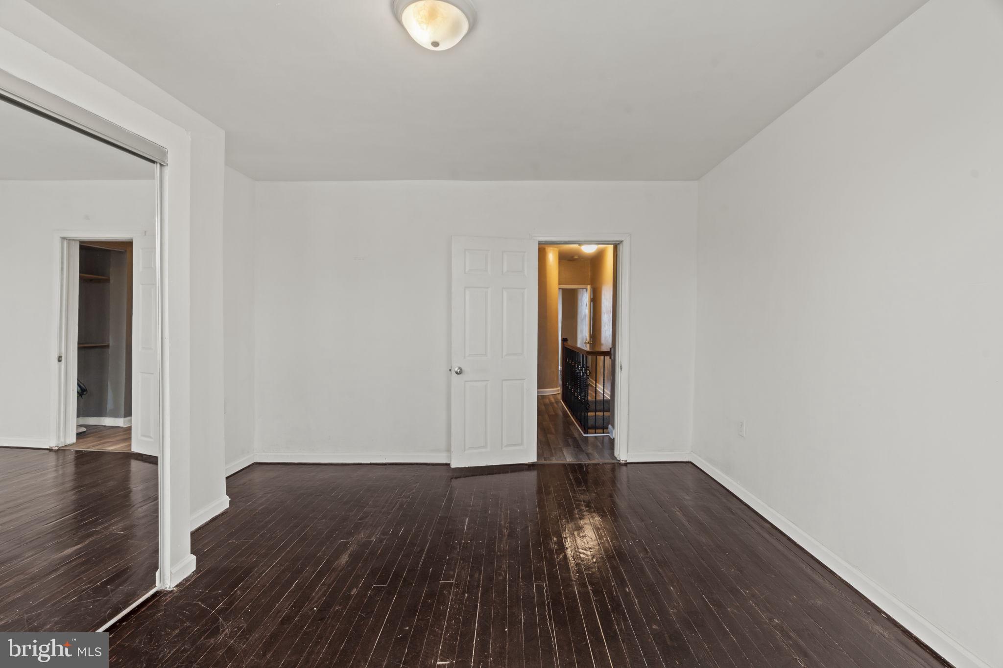 PORT RICHMOND - Residential