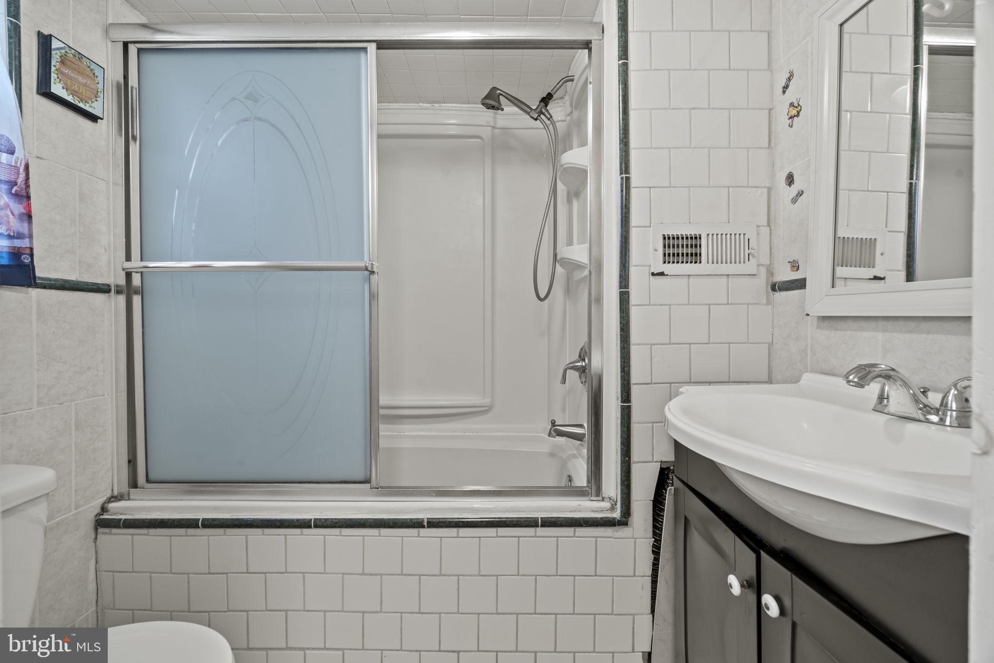 PORT RICHMOND - Residential