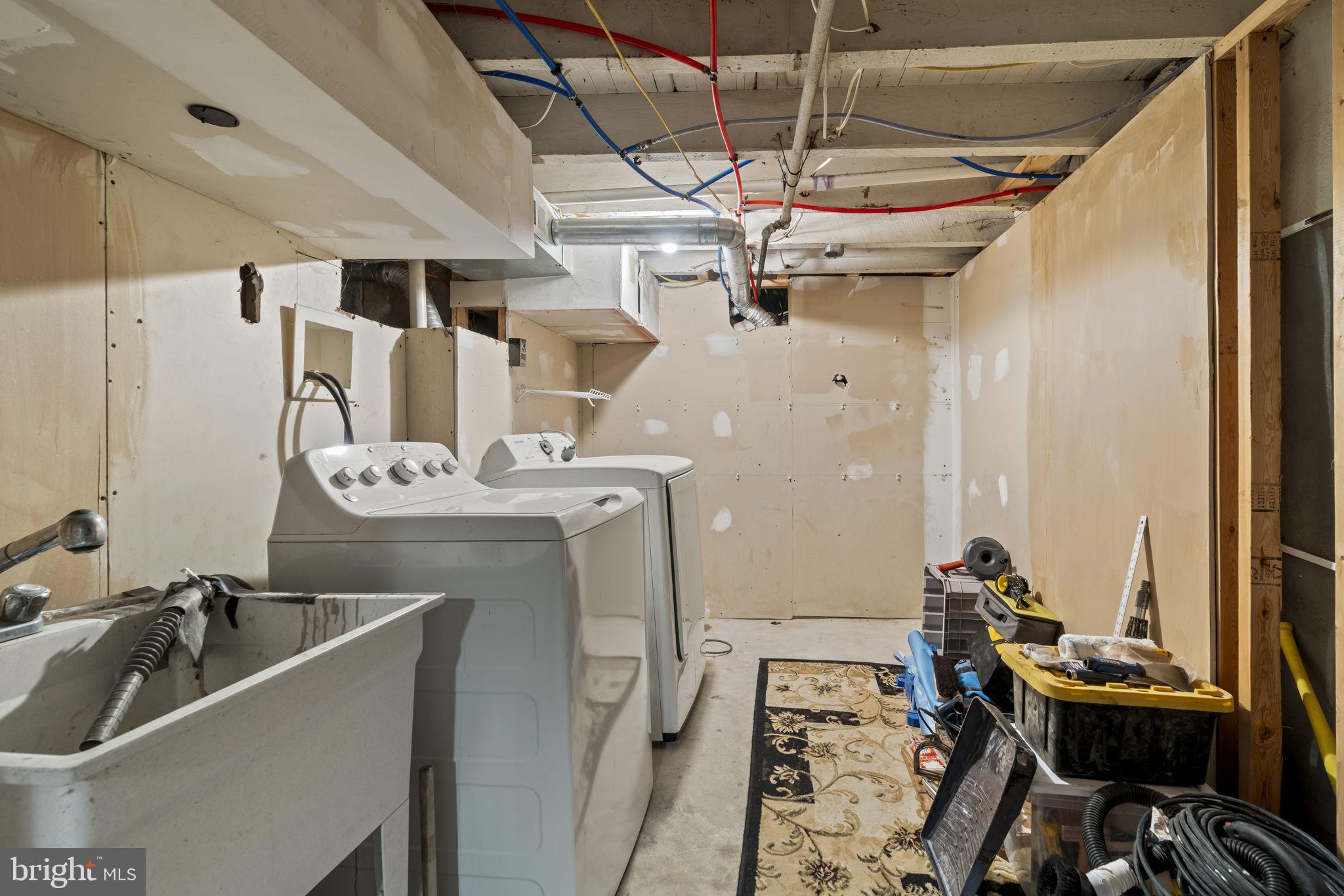 PORT RICHMOND - Residential