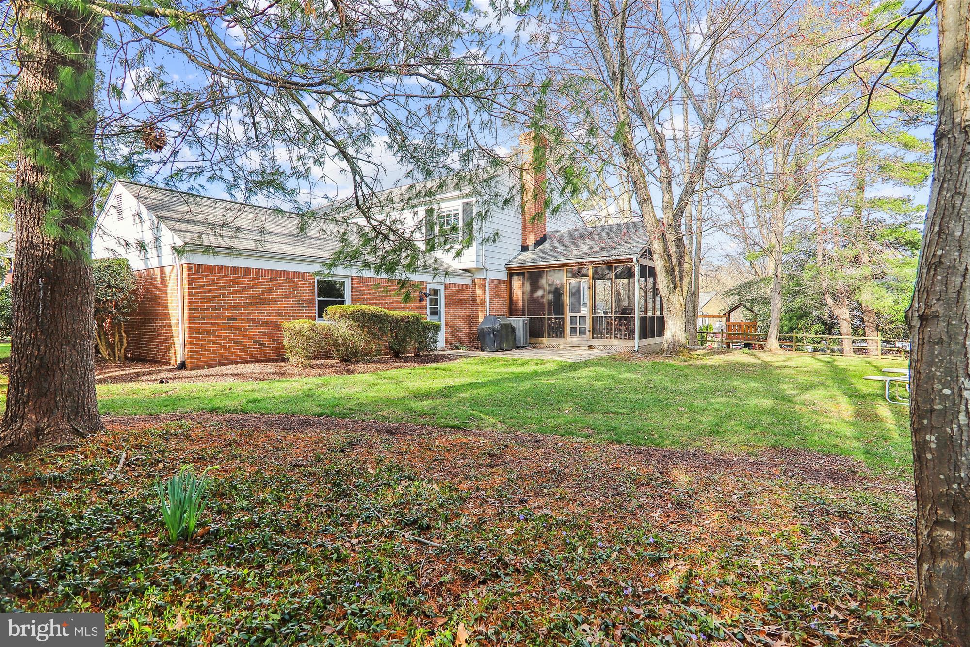 FOX HILLS WEST - Residential