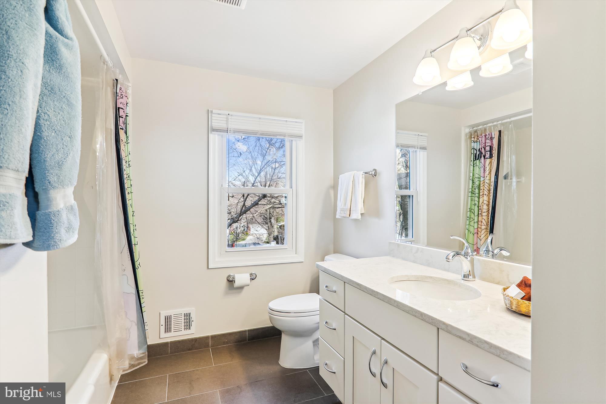 FOX HILLS WEST - Residential