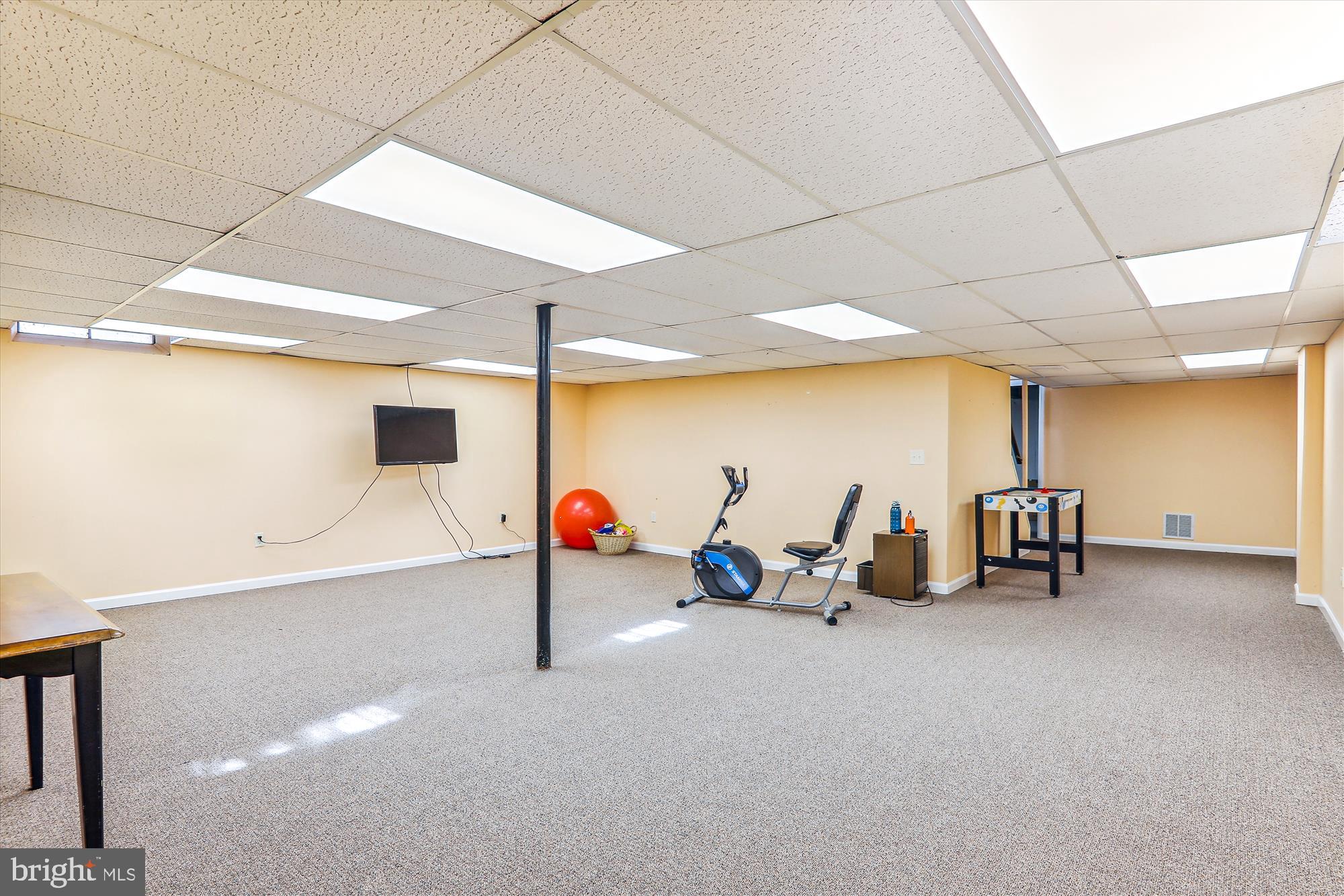 FOX HILLS WEST - Residential