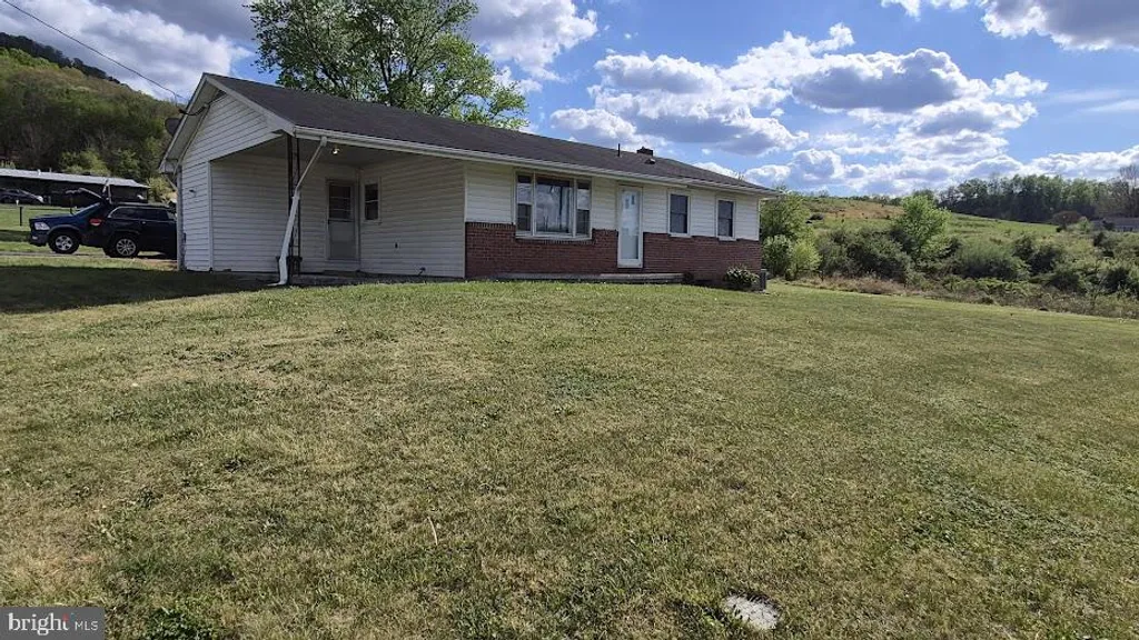 Additional image 40 of 70 Greenwood Drive, Moorefield, WV 26836