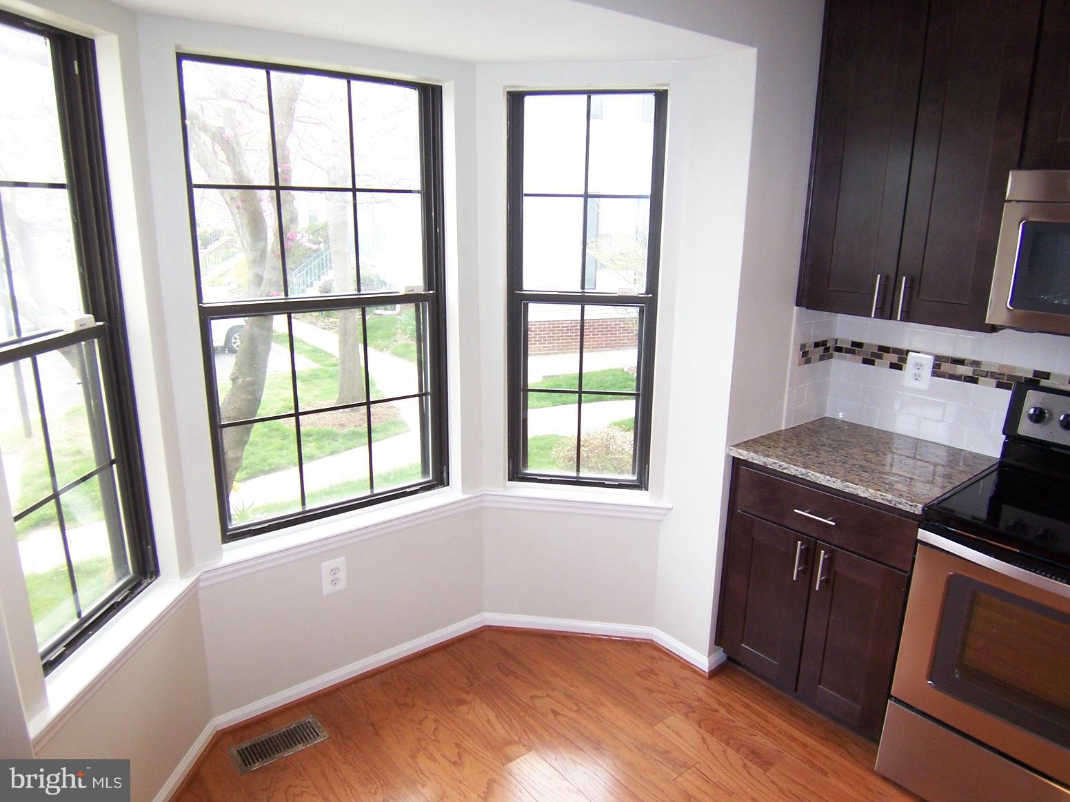 MANCHESTER LAKES - Residential Lease