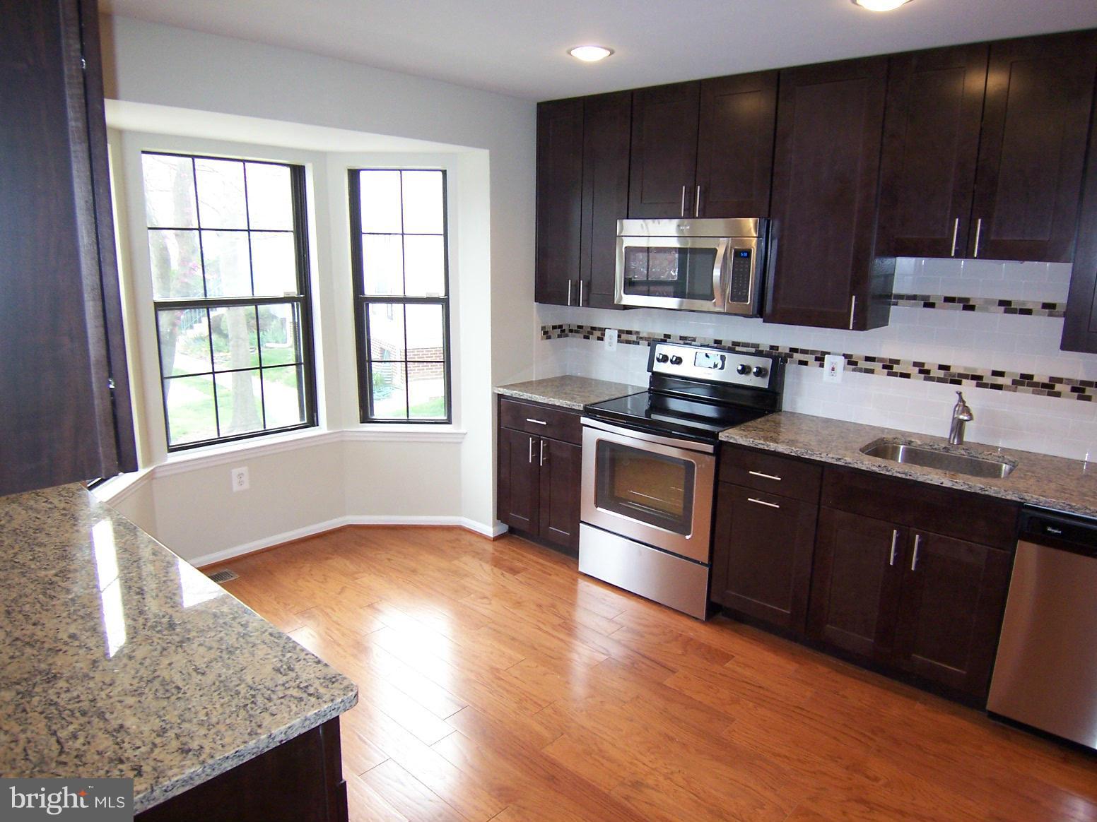 MANCHESTER LAKES - Residential Lease