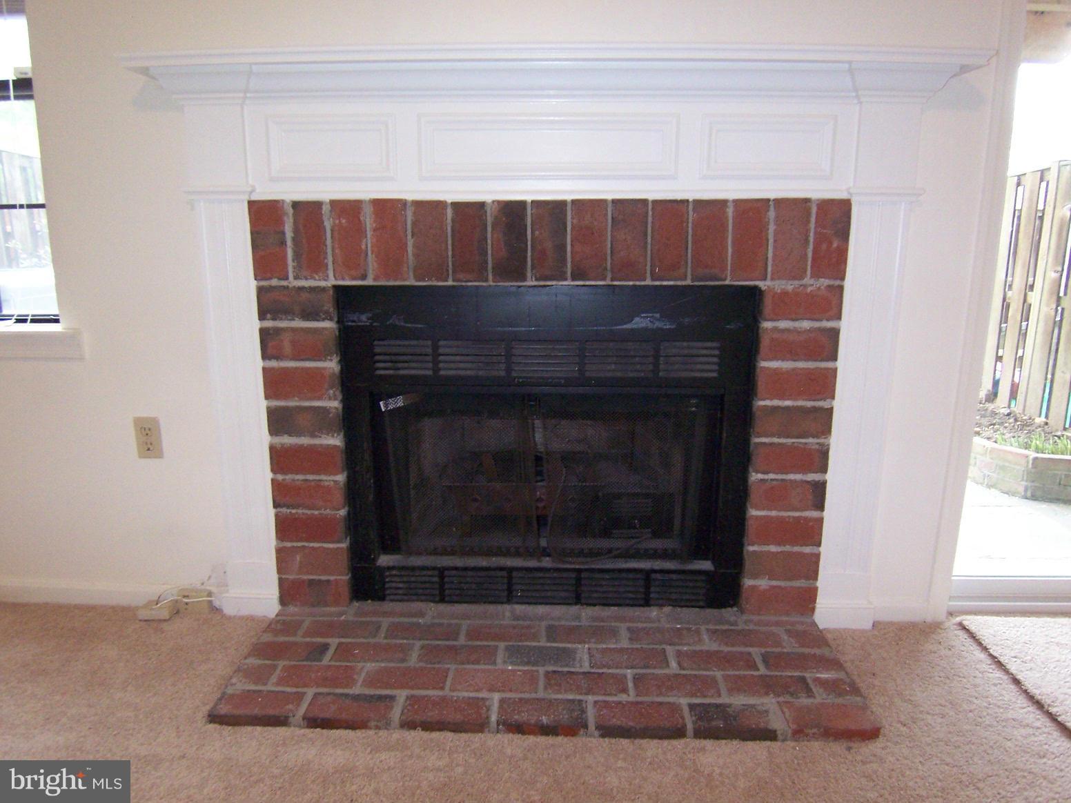 MANCHESTER LAKES - Residential Lease