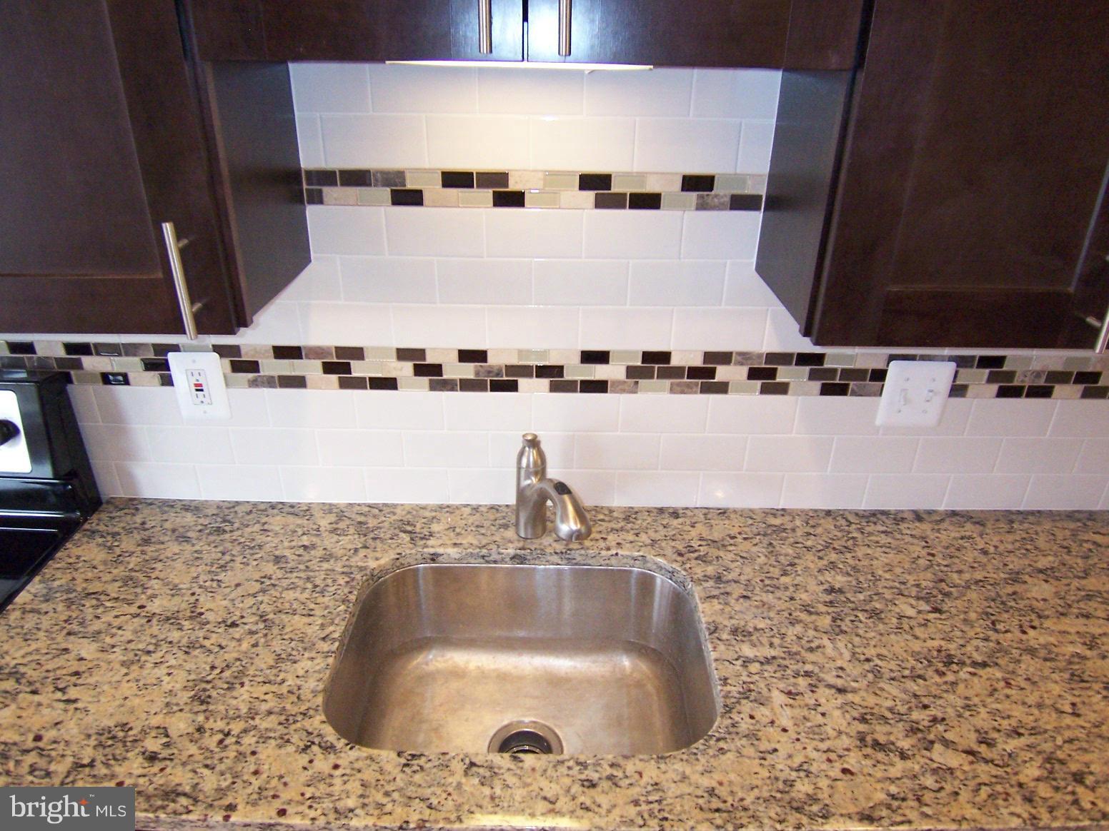 MANCHESTER LAKES - Residential Lease