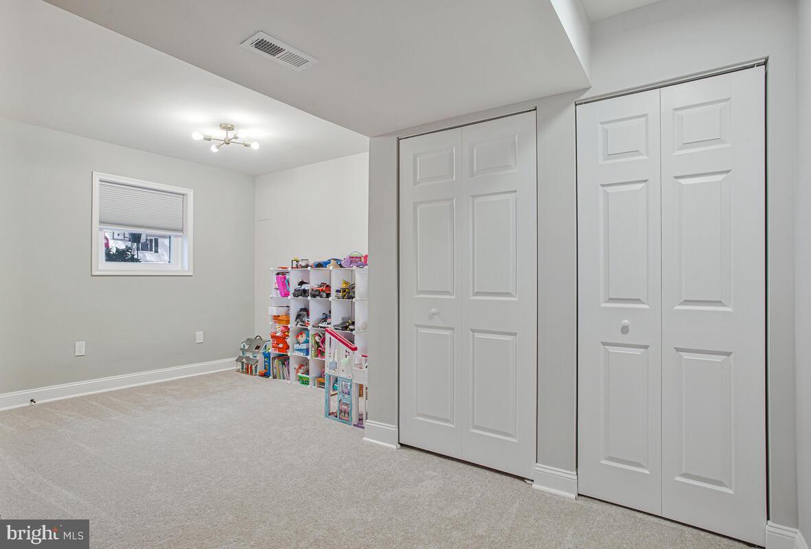 RIVIERA BEACH - Residential