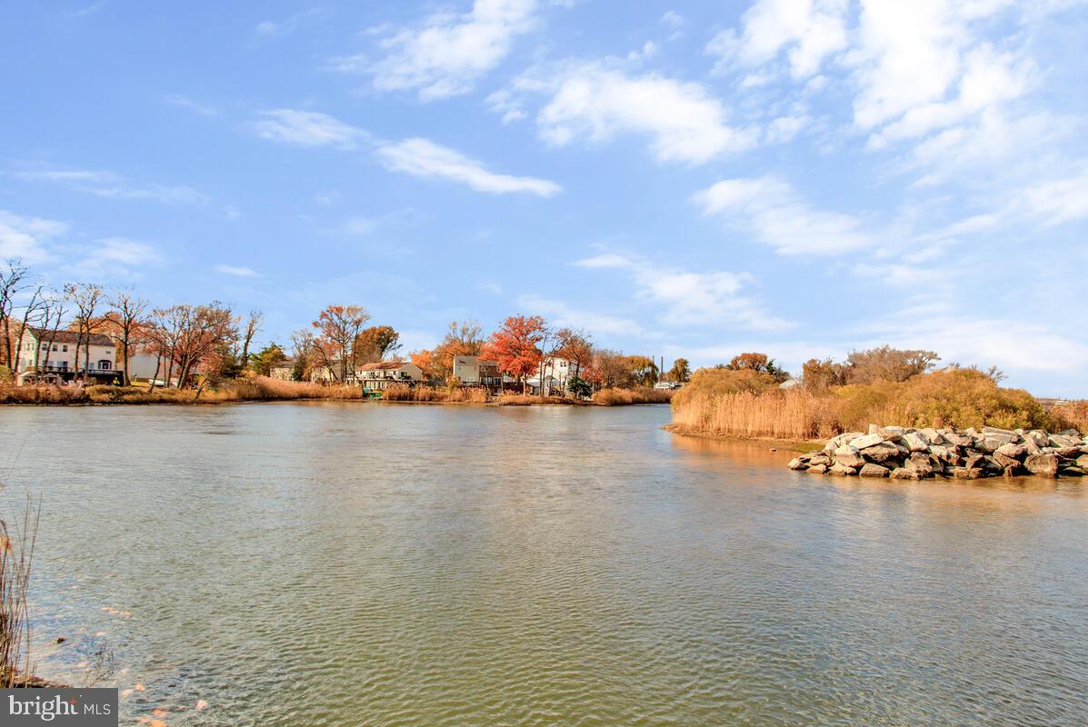 RIVIERA BEACH - Residential