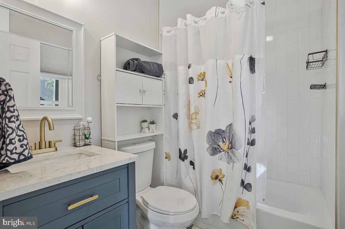 RIVIERA BEACH - Residential