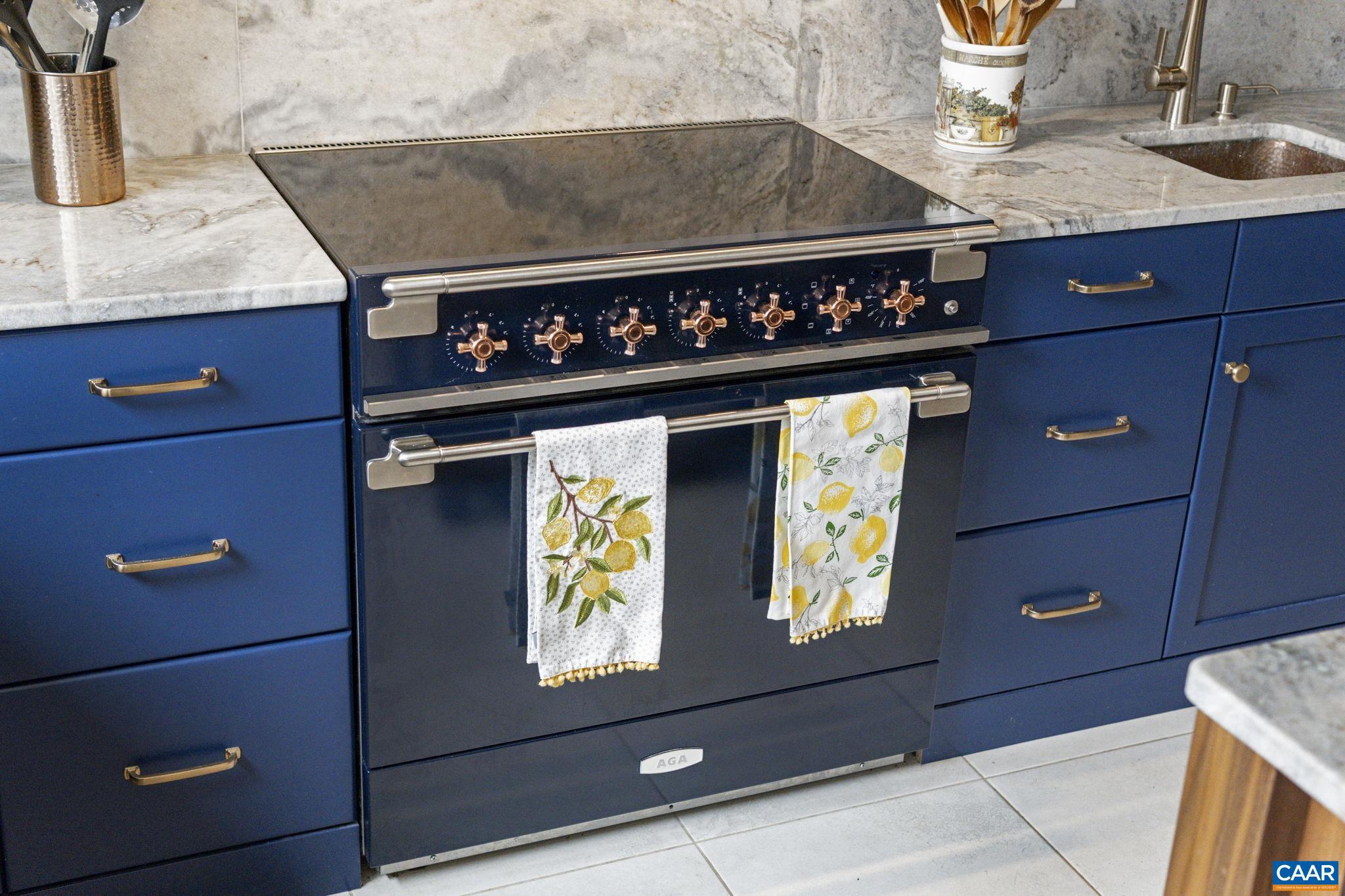 VALMONT ESTATES - Residential