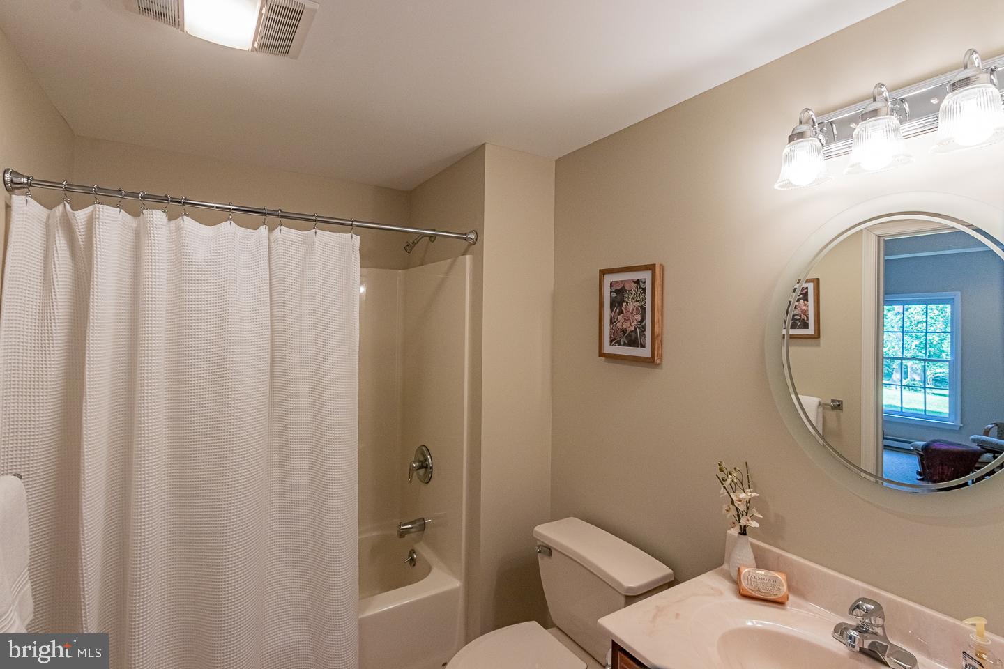 WHITEHORSE - Residential