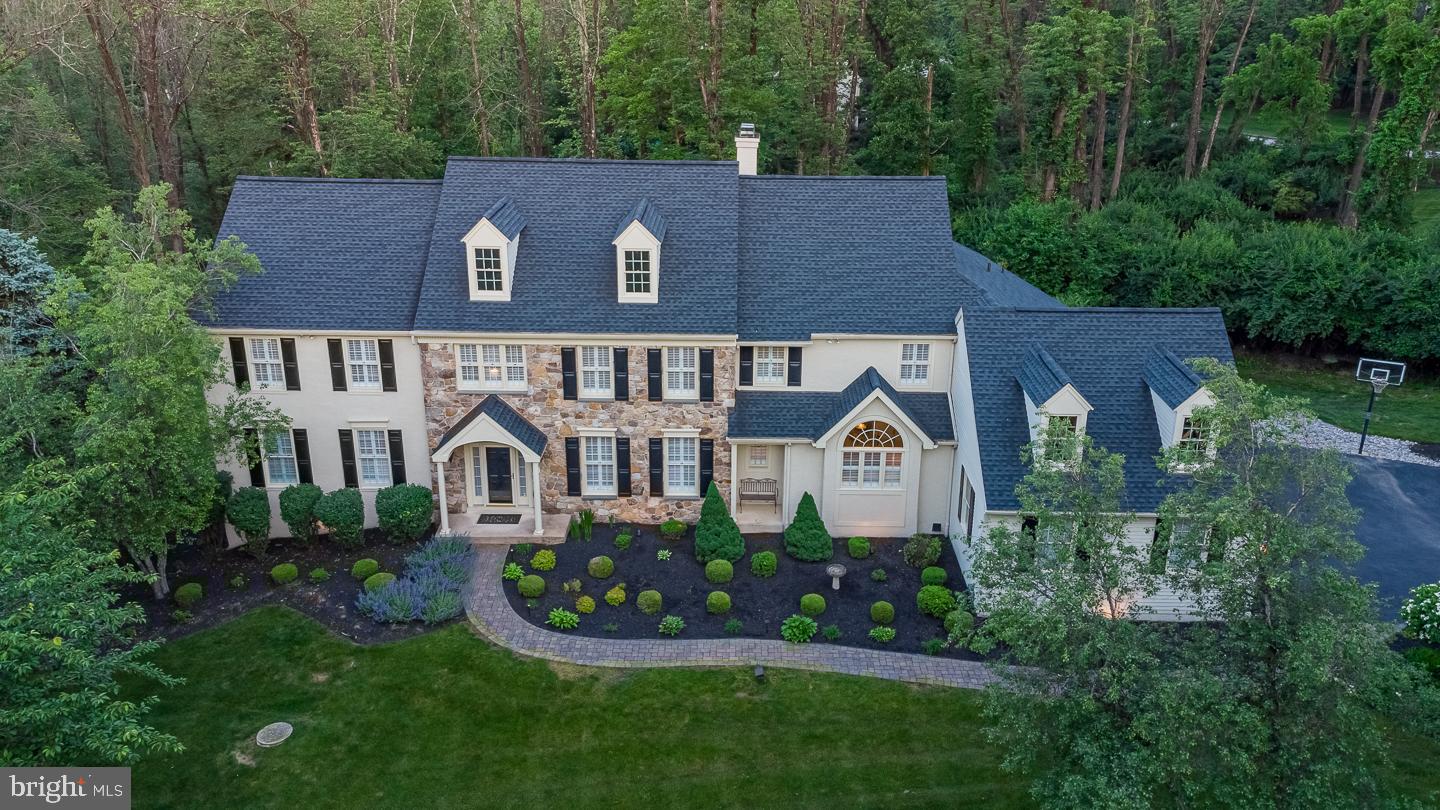 WHITEHORSE - Residential