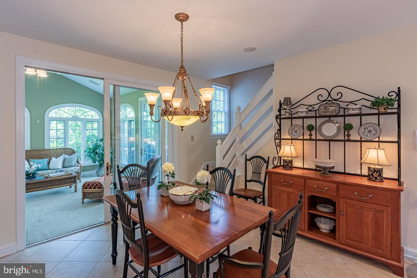 WHITEHORSE - Residential