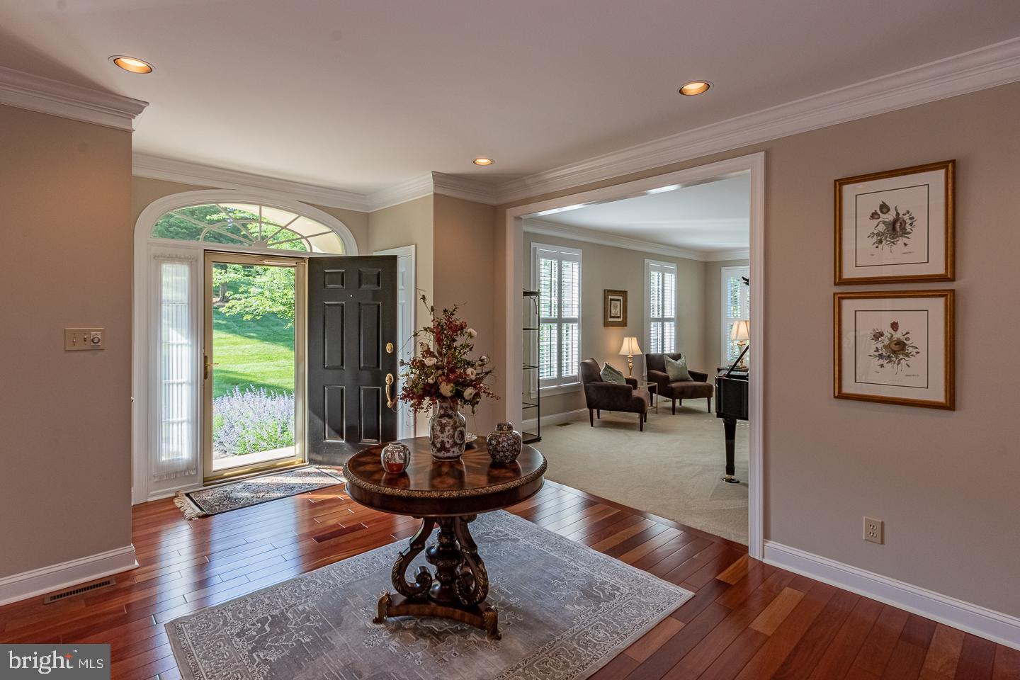 WHITEHORSE - Residential