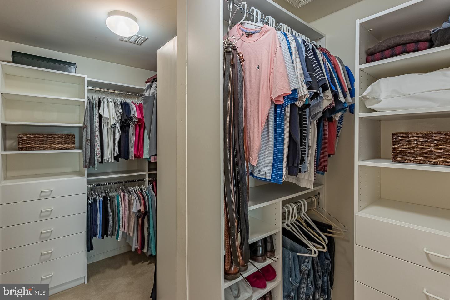 WHITEHORSE - Residential