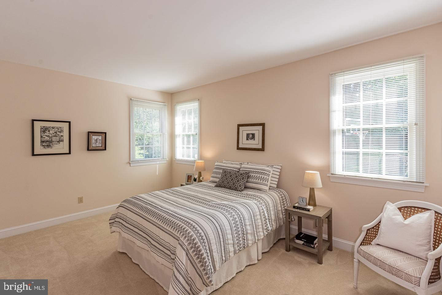 WHITEHORSE - Residential