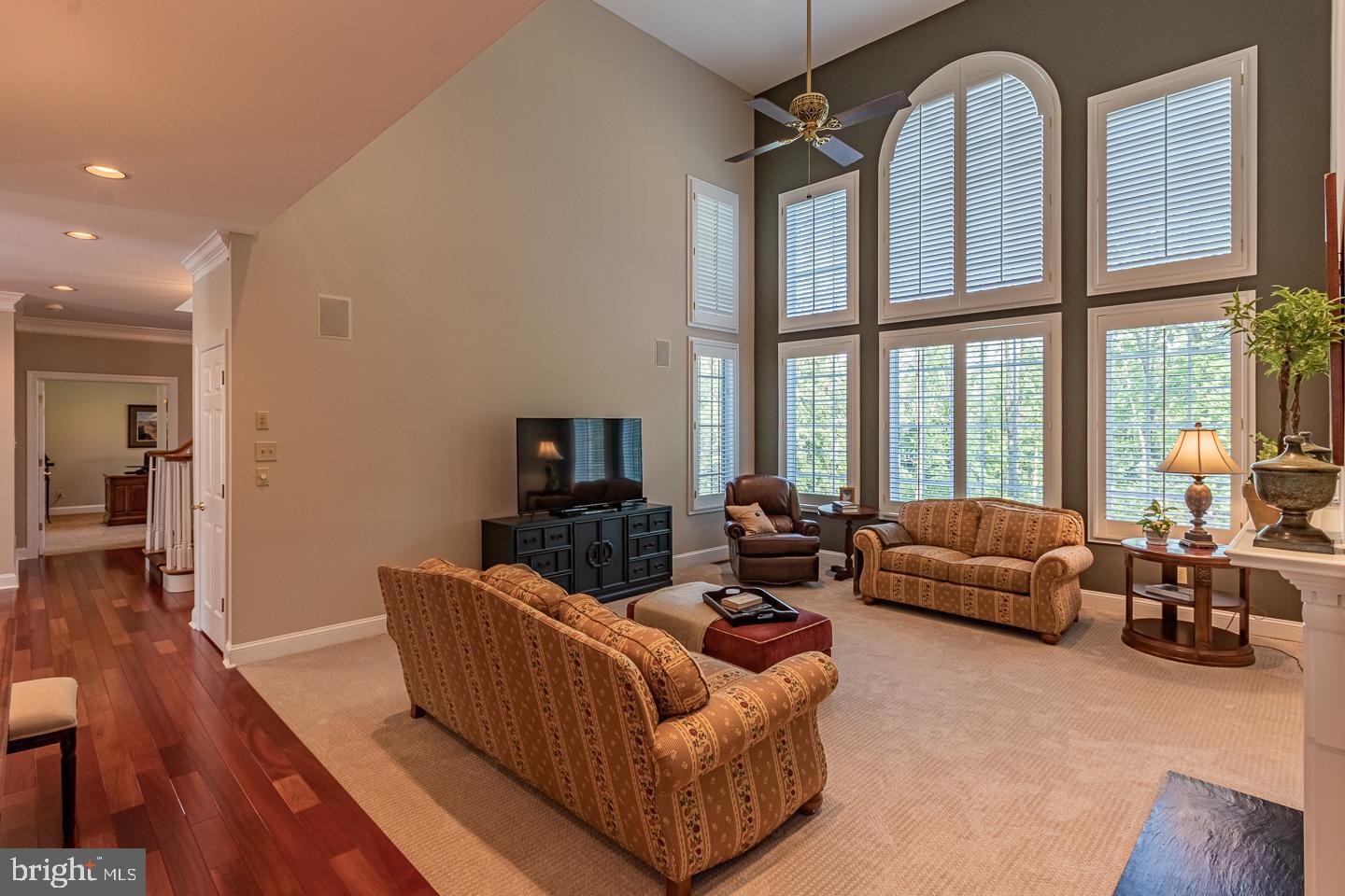 WHITEHORSE - Residential