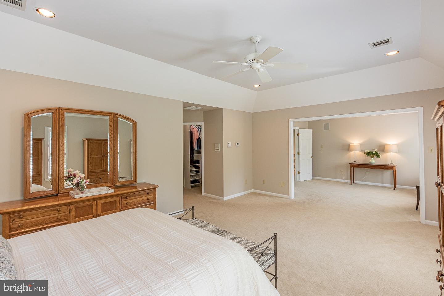 WHITEHORSE - Residential