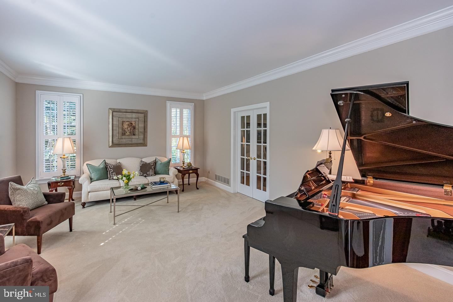 WHITEHORSE - Residential