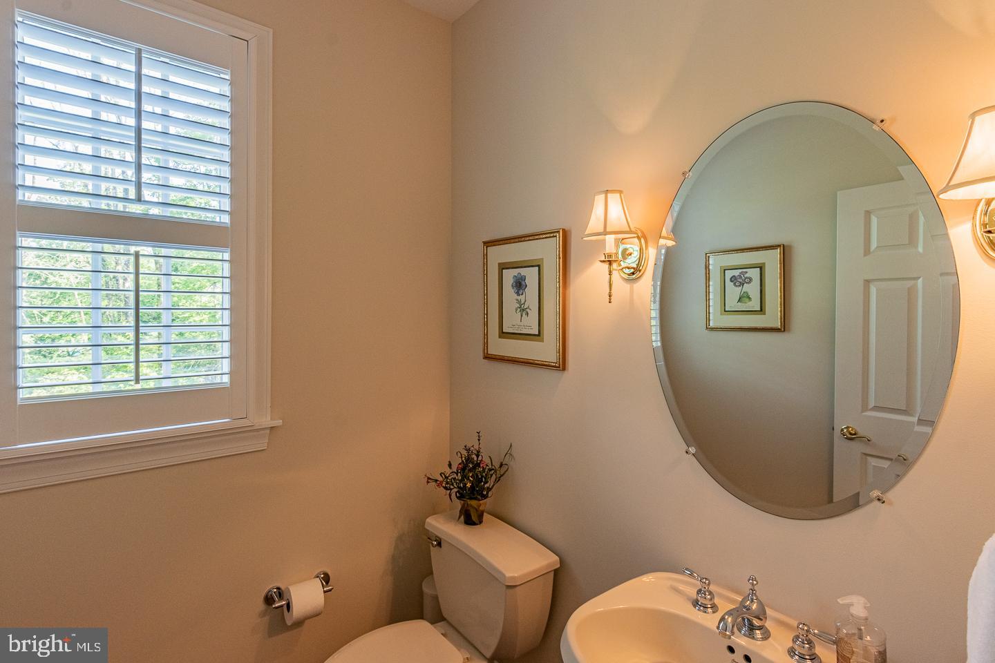 WHITEHORSE - Residential