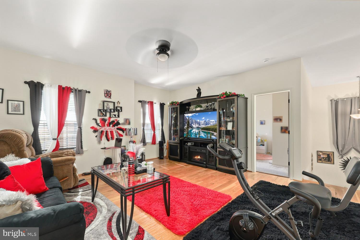 EMBREY MILL - Residential