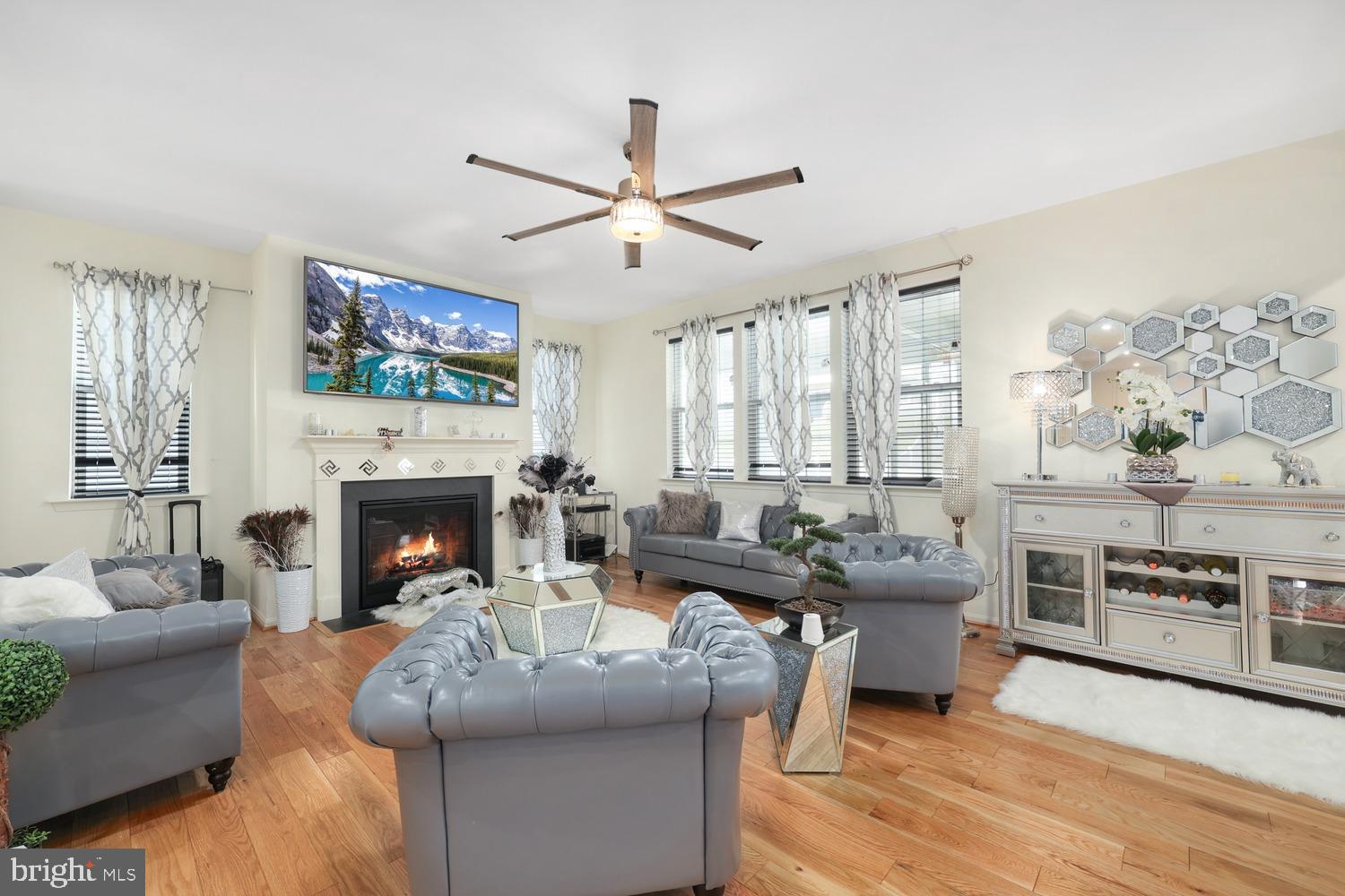 EMBREY MILL - Residential