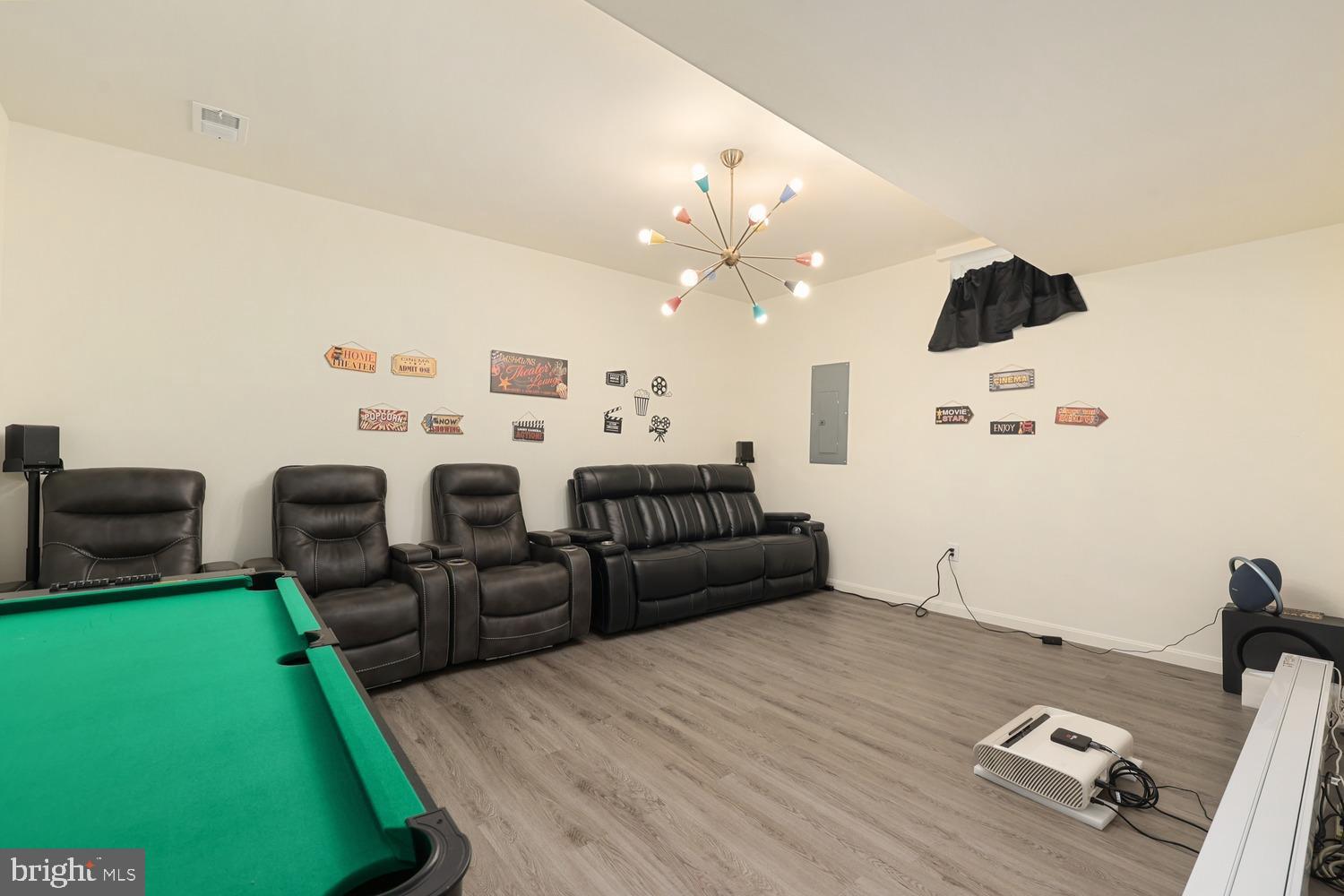 EMBREY MILL - Residential