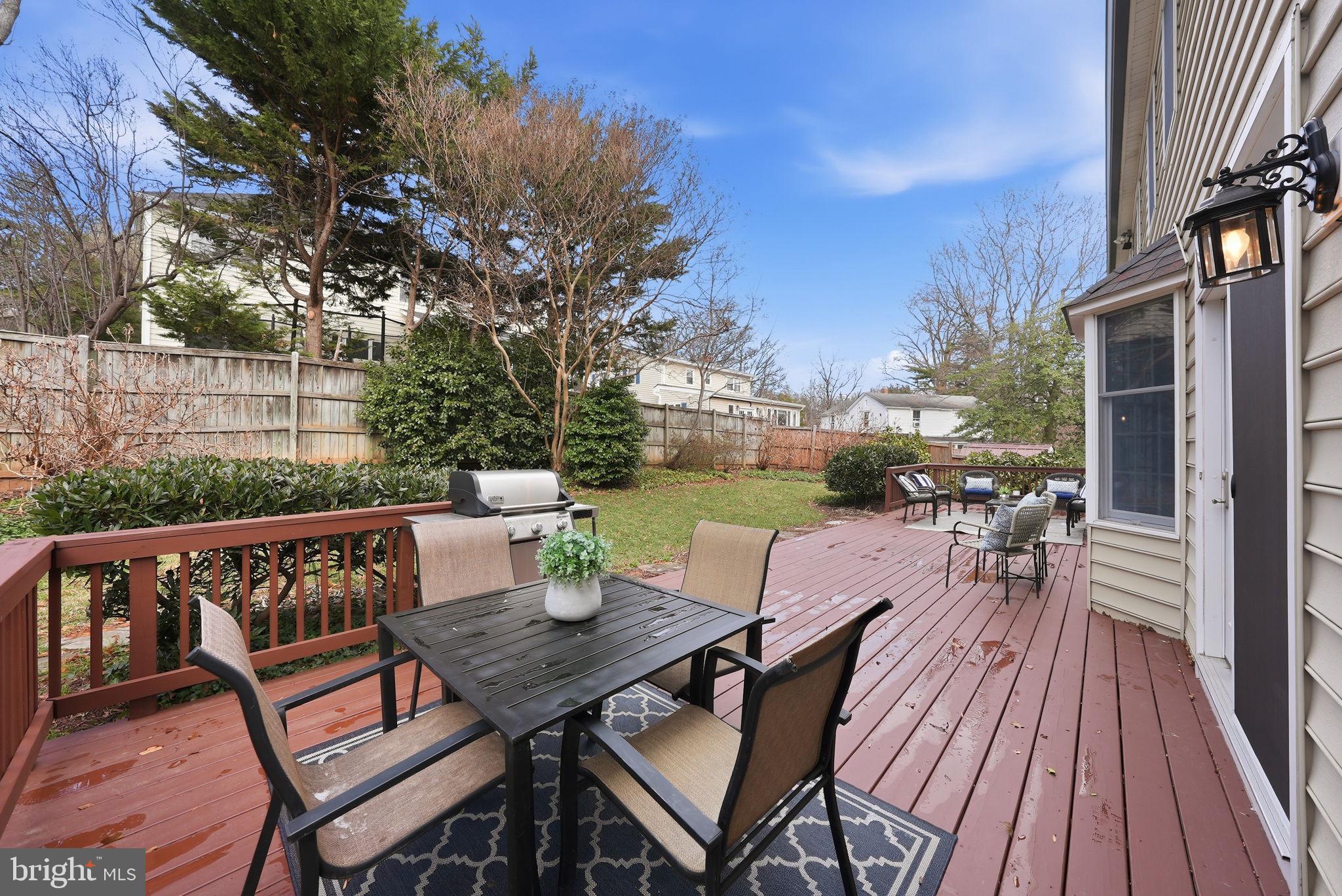 WILLET HEIGHTS - Residential