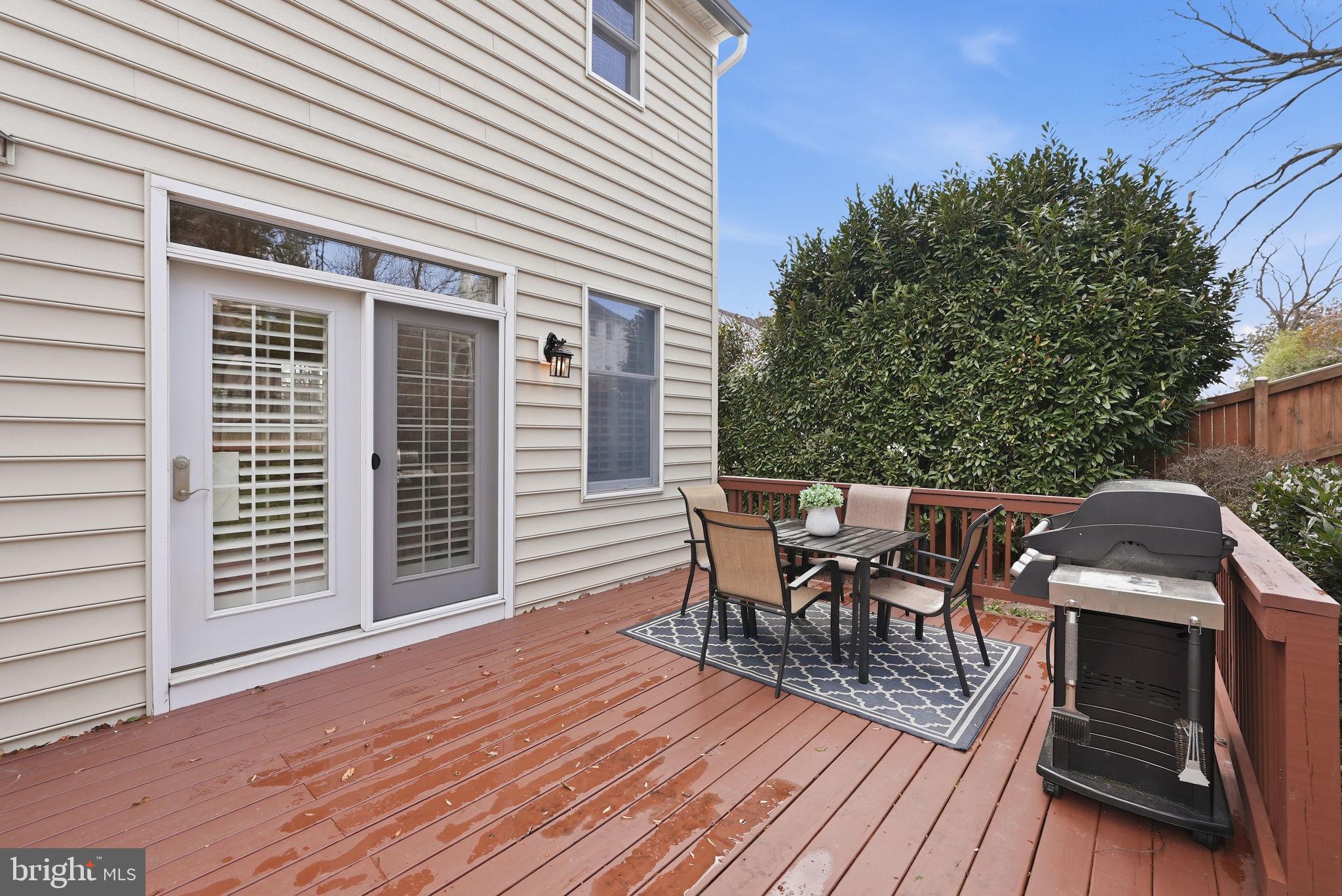 WILLET HEIGHTS - Residential