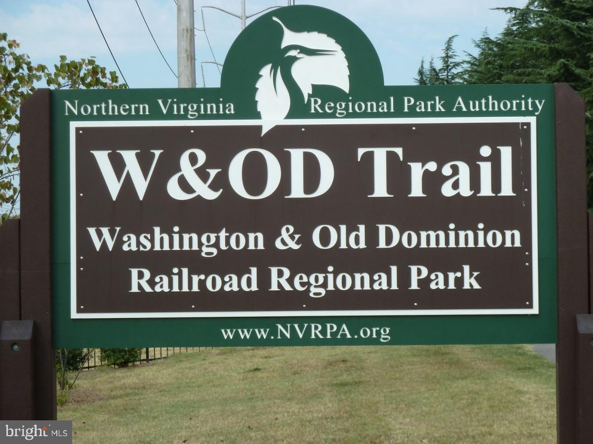 WILLET HEIGHTS - Residential