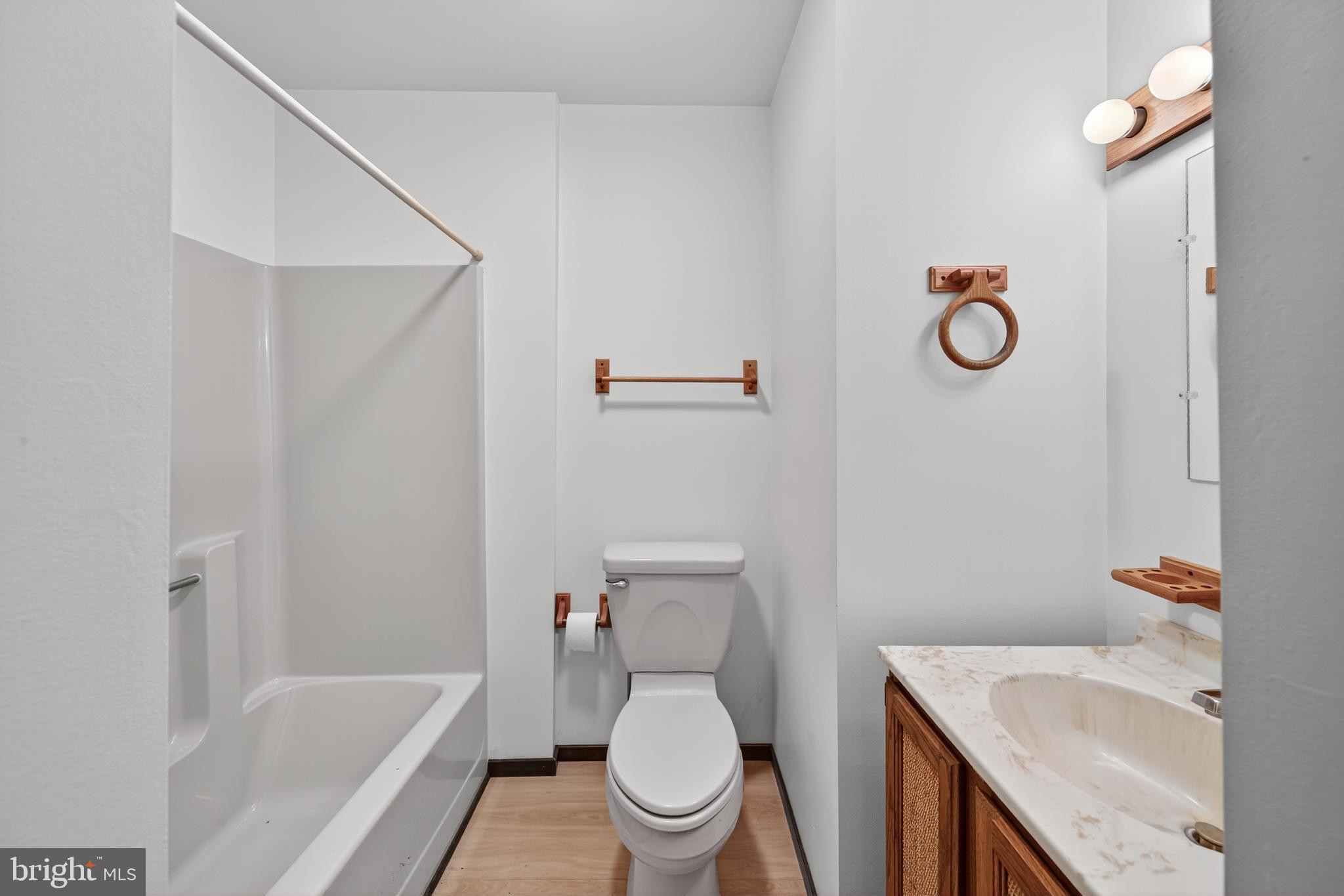 PINE HARBOUR - Residential