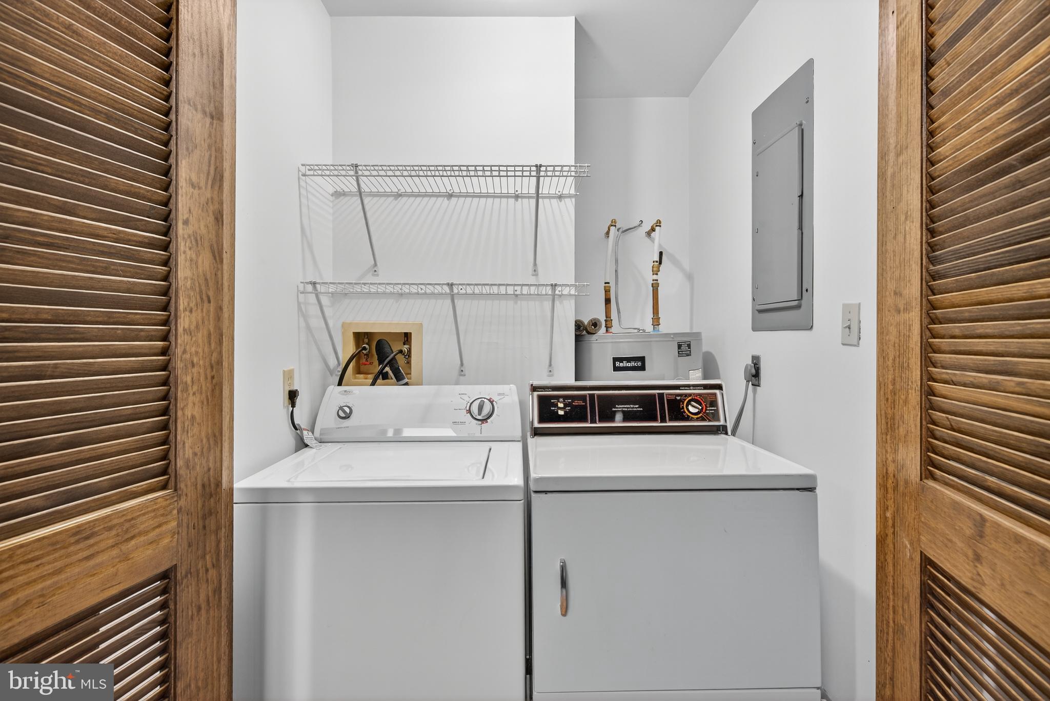 PINE HARBOUR - Residential