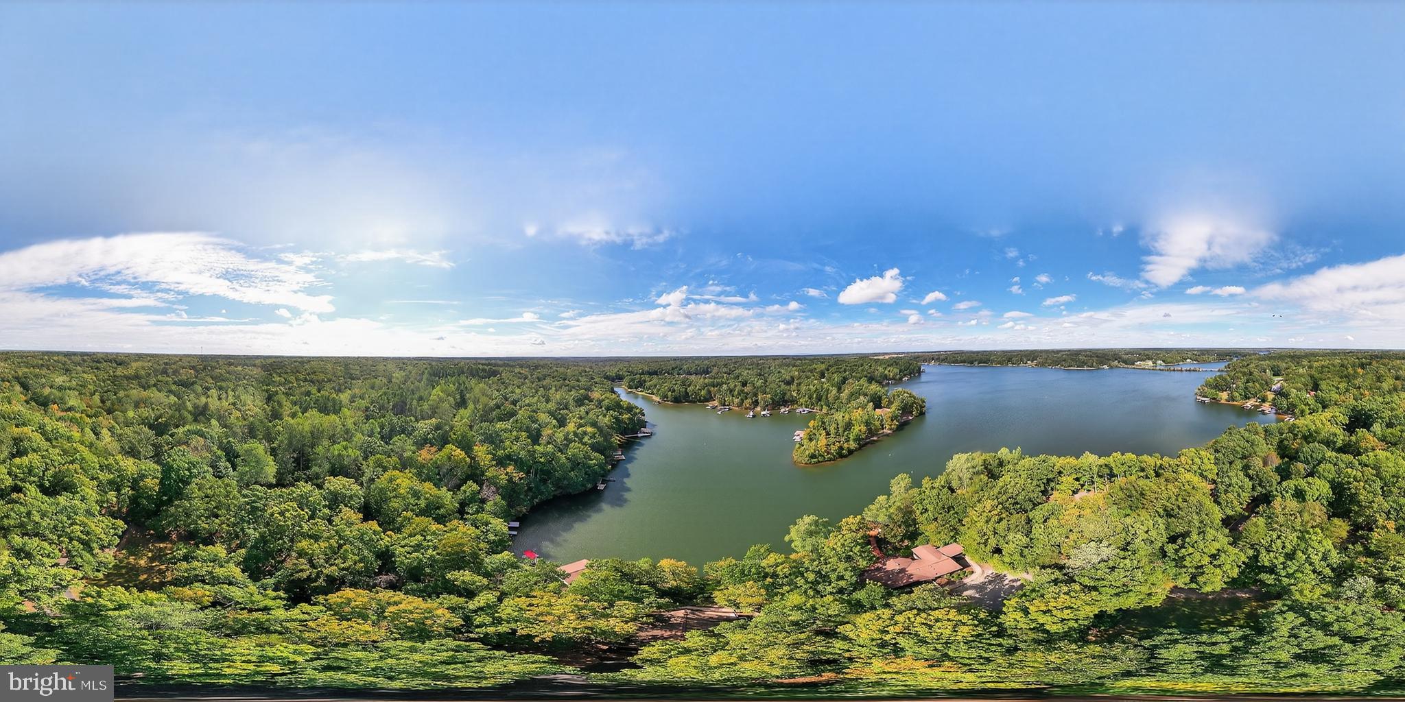 PINE HARBOUR - Residential