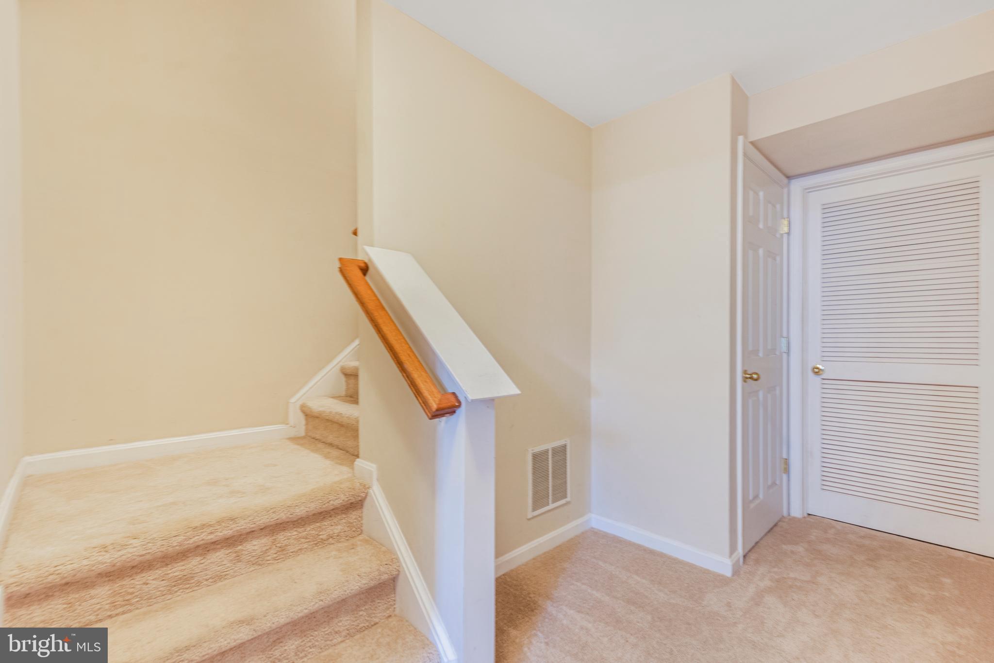 POTOMAC CROSSING - Residential