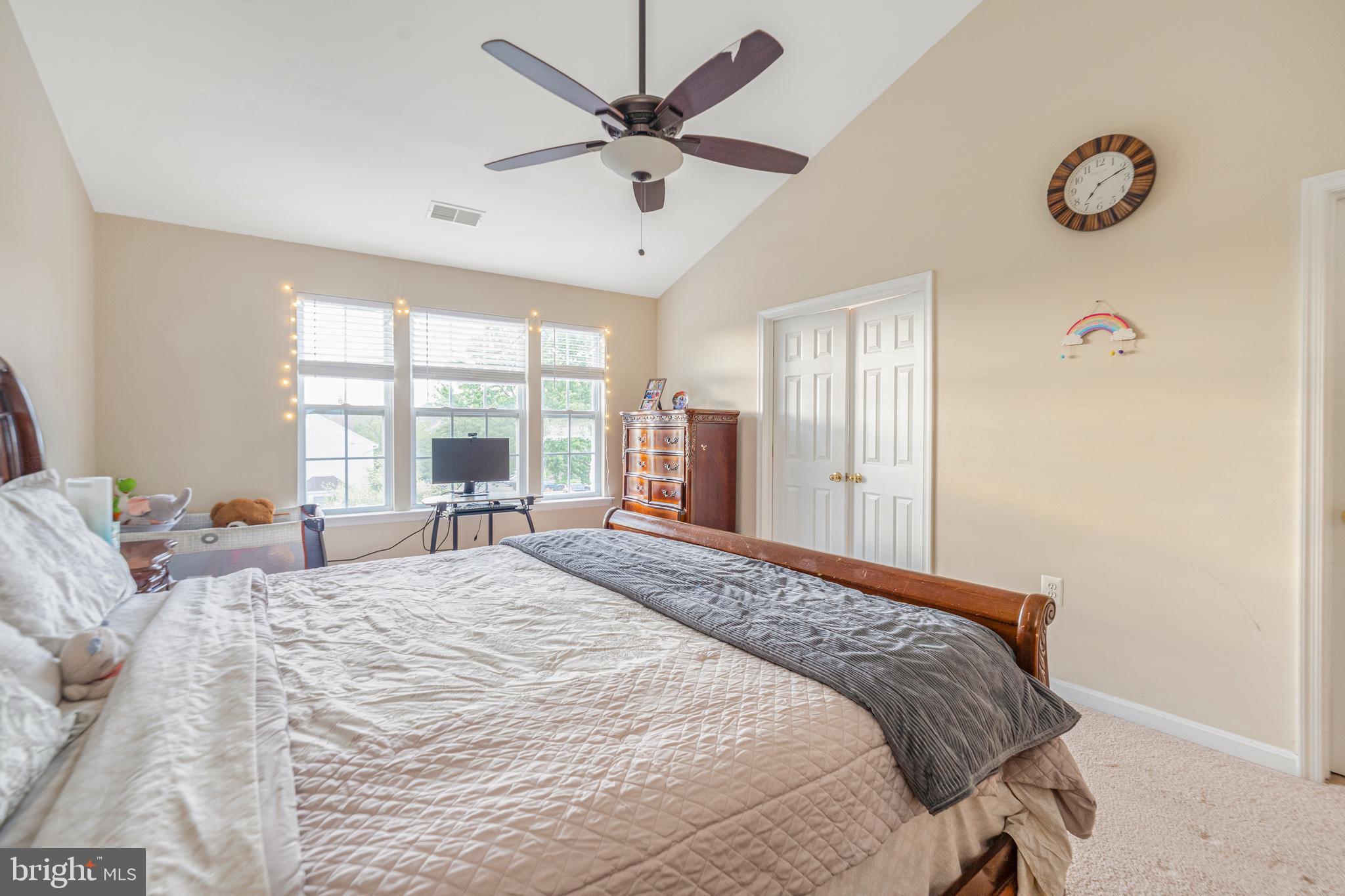 POTOMAC CROSSING - Residential