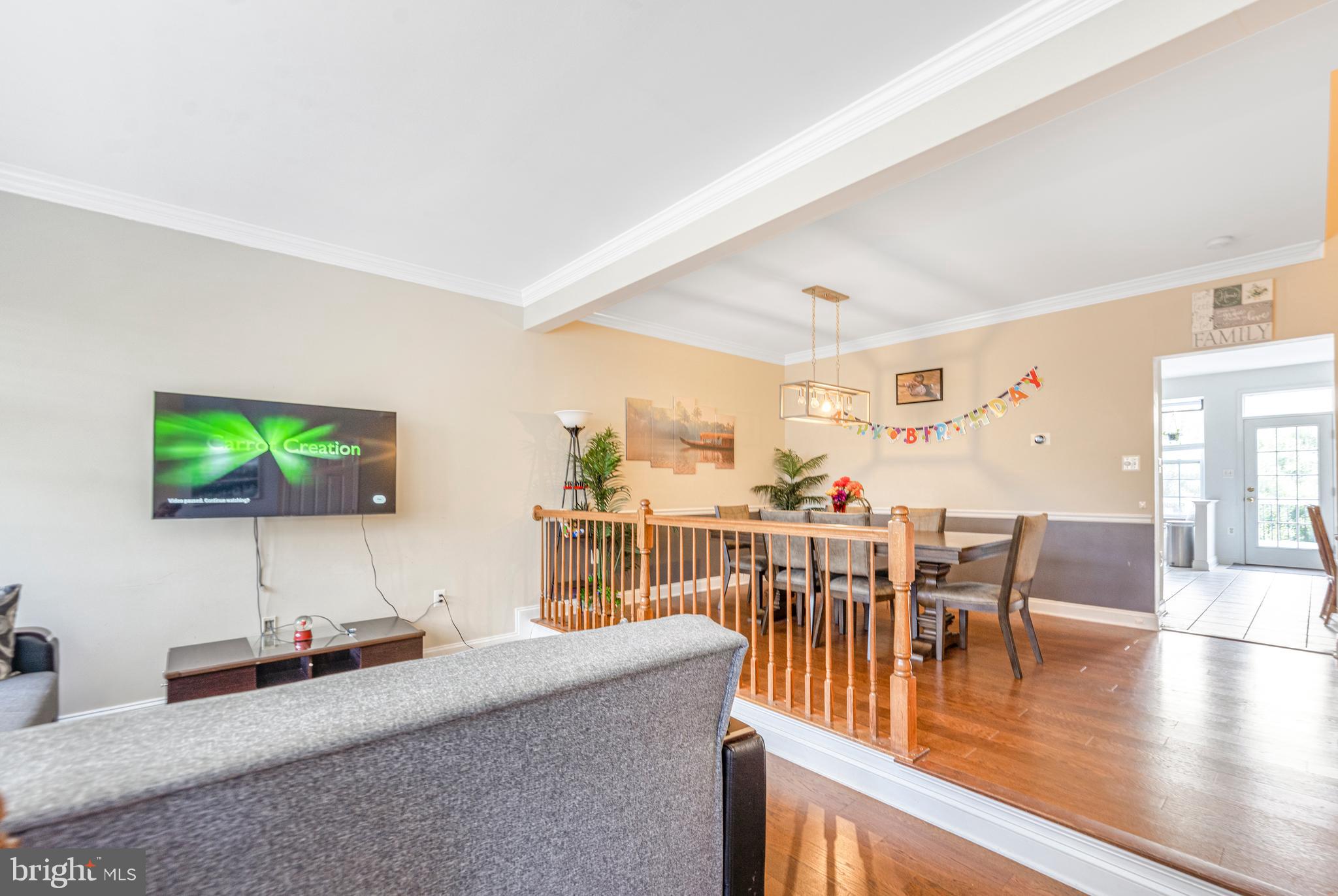 POTOMAC CROSSING - Residential