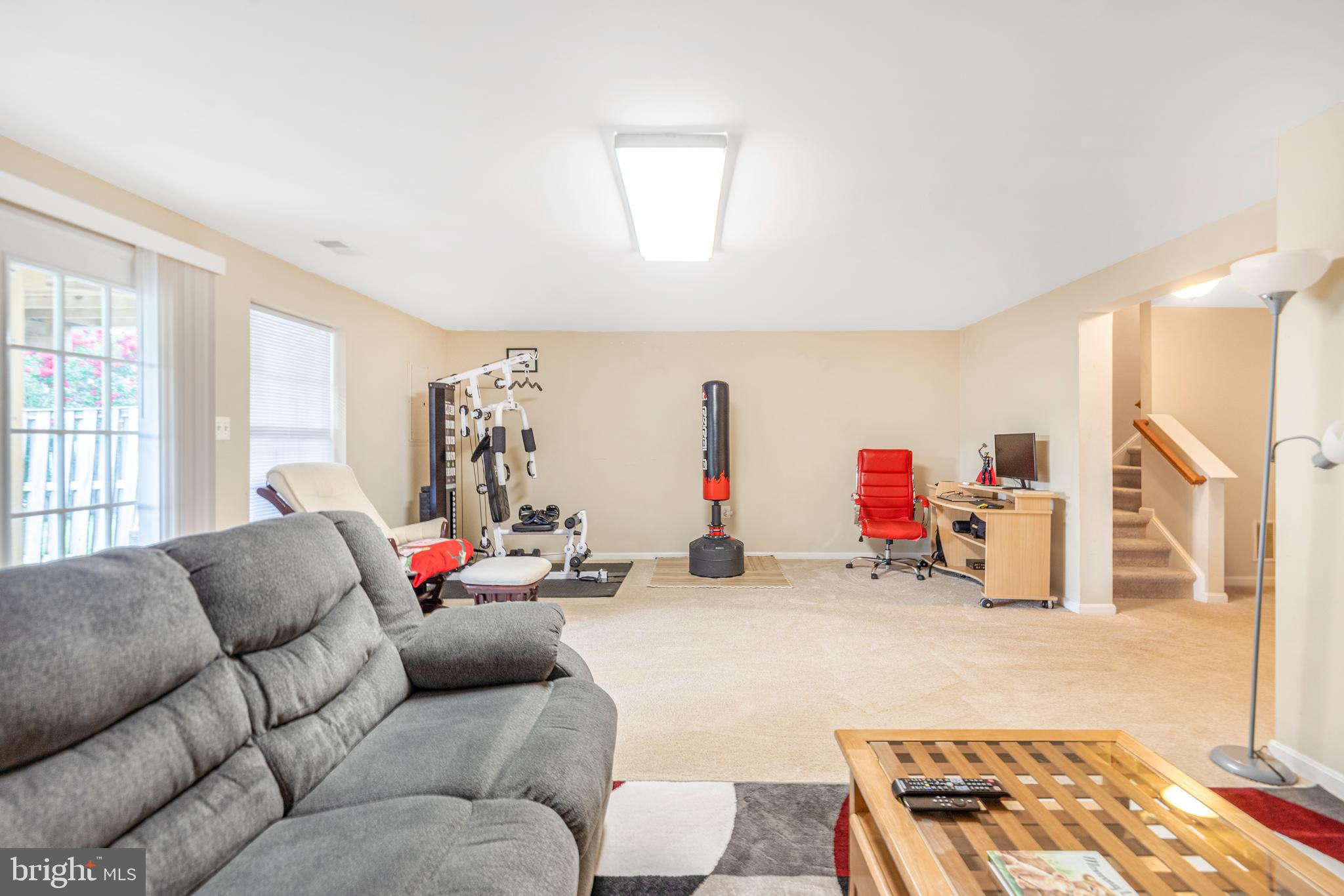 POTOMAC CROSSING - Residential