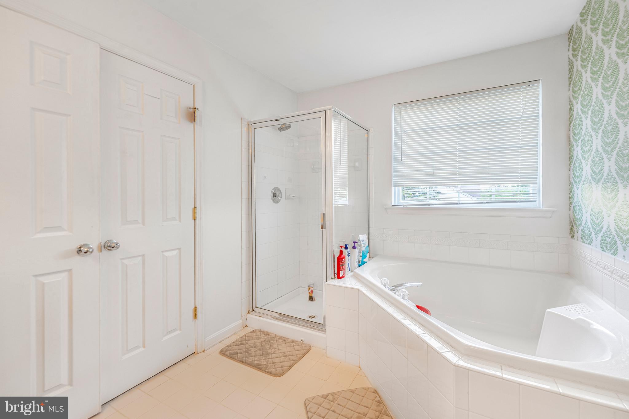 POTOMAC CROSSING - Residential