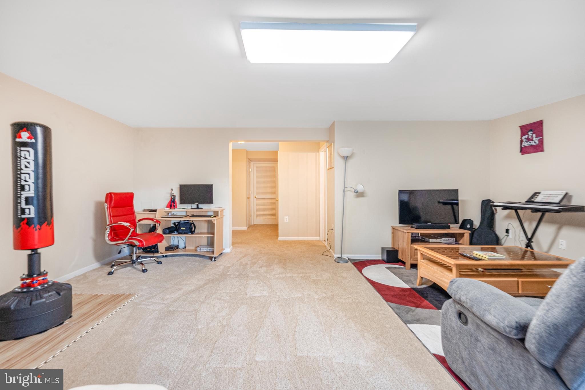 POTOMAC CROSSING - Residential