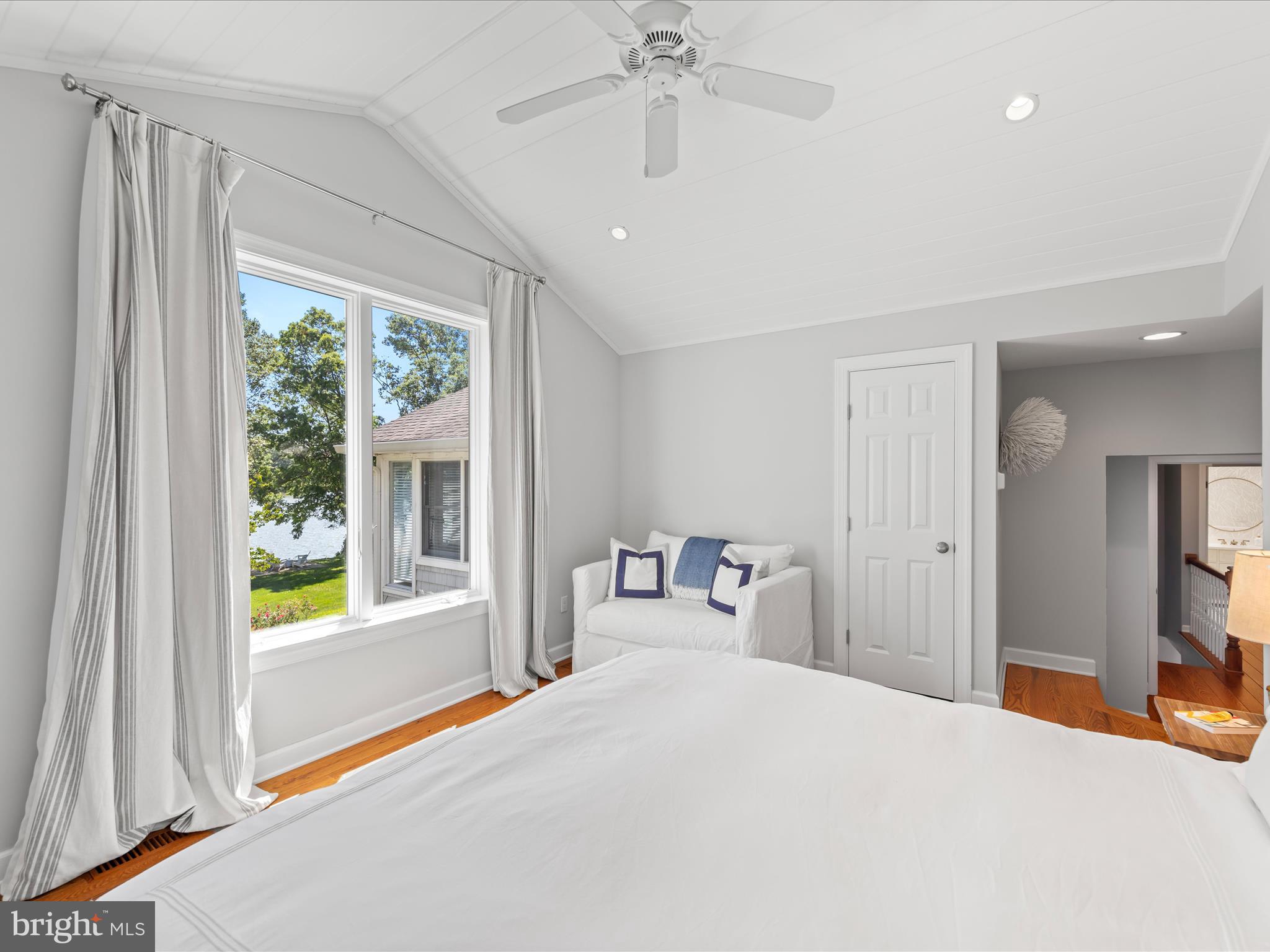 EASTON - Residential